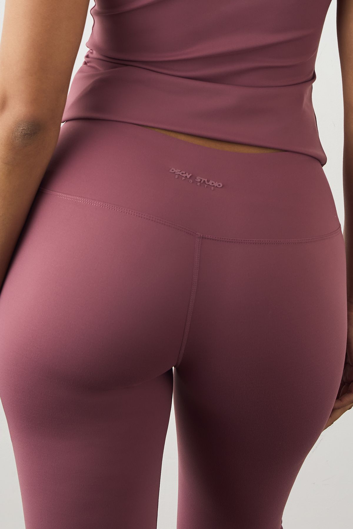 DSGN Studio DSGN Studio Highwaist Ultra Sculpt Yoga Flared Legging Rose image 4