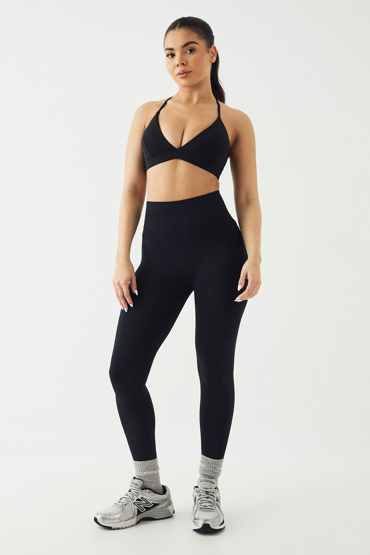 DSGN Studio DSGN Studio T Back Sports Bra Black image 1