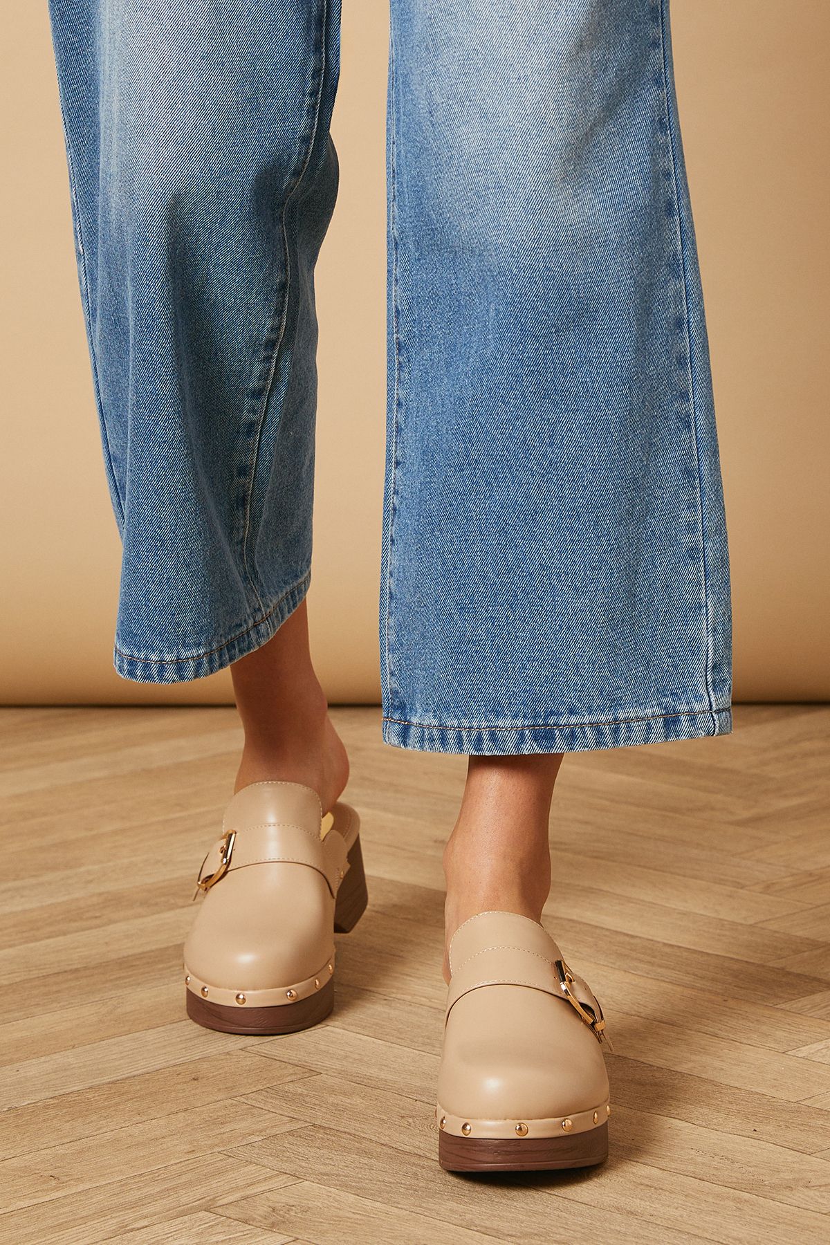 Oasis Rosalind Faux Leather Close Toe Clog Mules Beige image 2