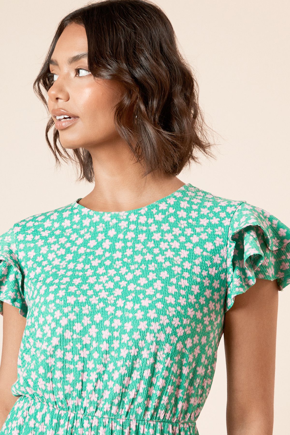 Dorothy Perkins Green Ditsy Double Angel Sleeve Jersey Mini Dress Green image 3