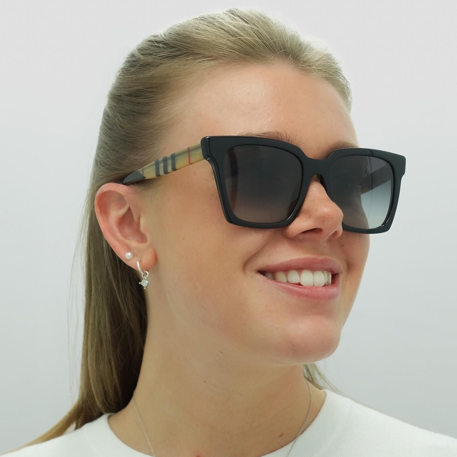 Burberry Square Black Grey Gradient BE4335 Sunglasses image 5