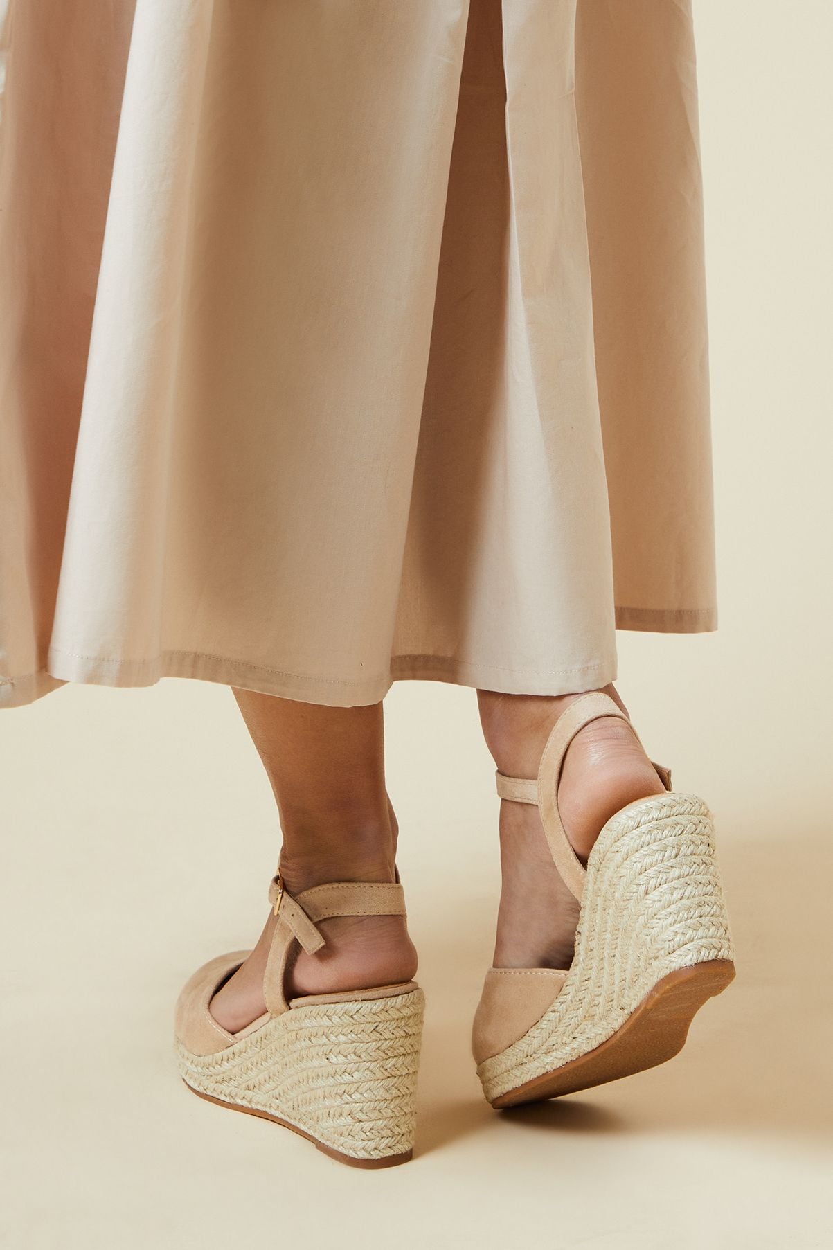 Dorothy Perkins Rumor Faux Suede Closed Toe Espadrille Wedge Sandals Taupe image 3