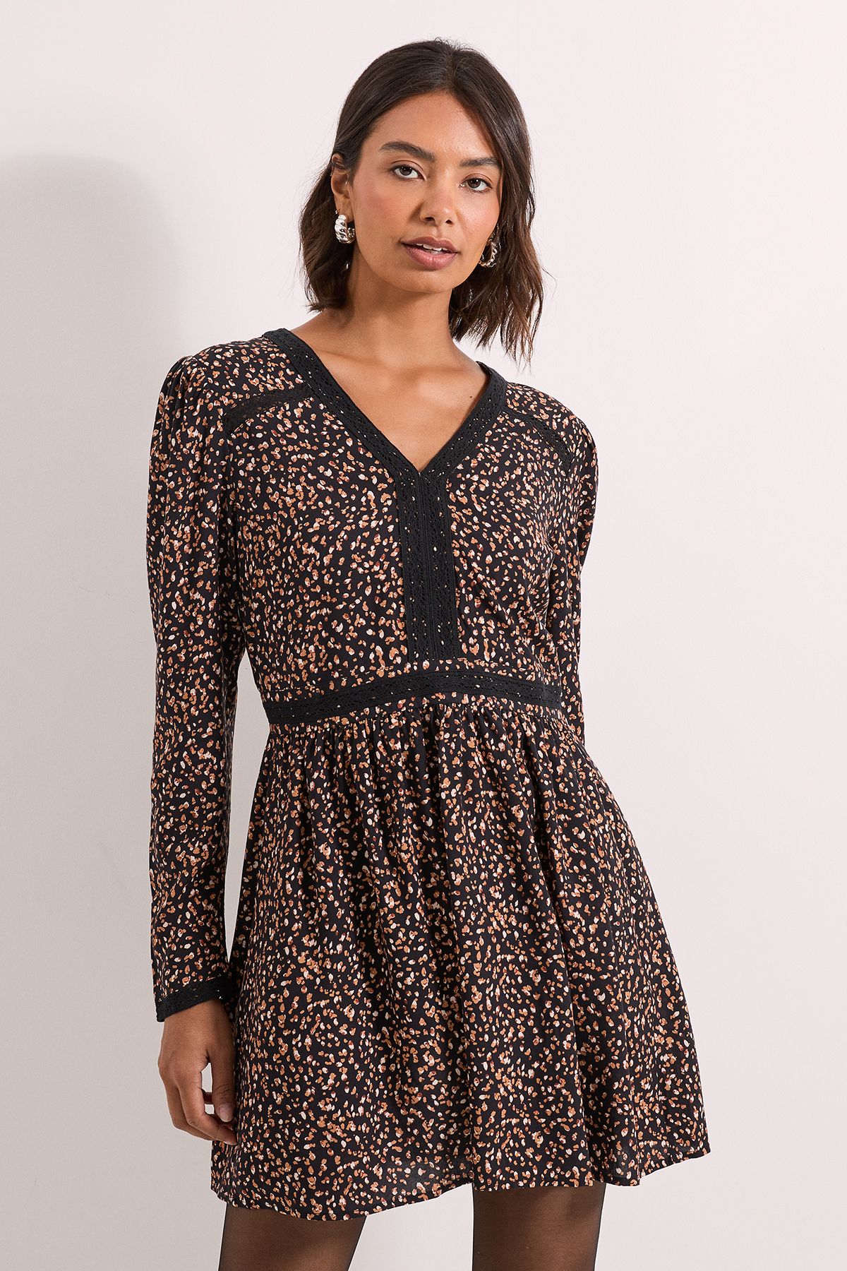 Dorothy Perkins Black Animal Lace Trim Long Sleeve Printed Mini Dress Black