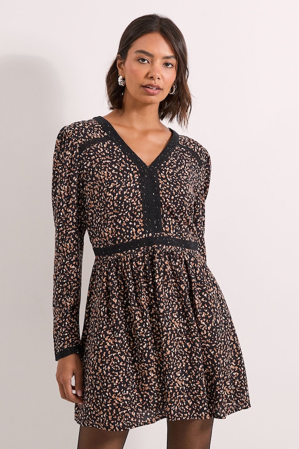 Dorothy Perkins Black Animal Lace Trim Long Sleeve Printed Mini Dress Black