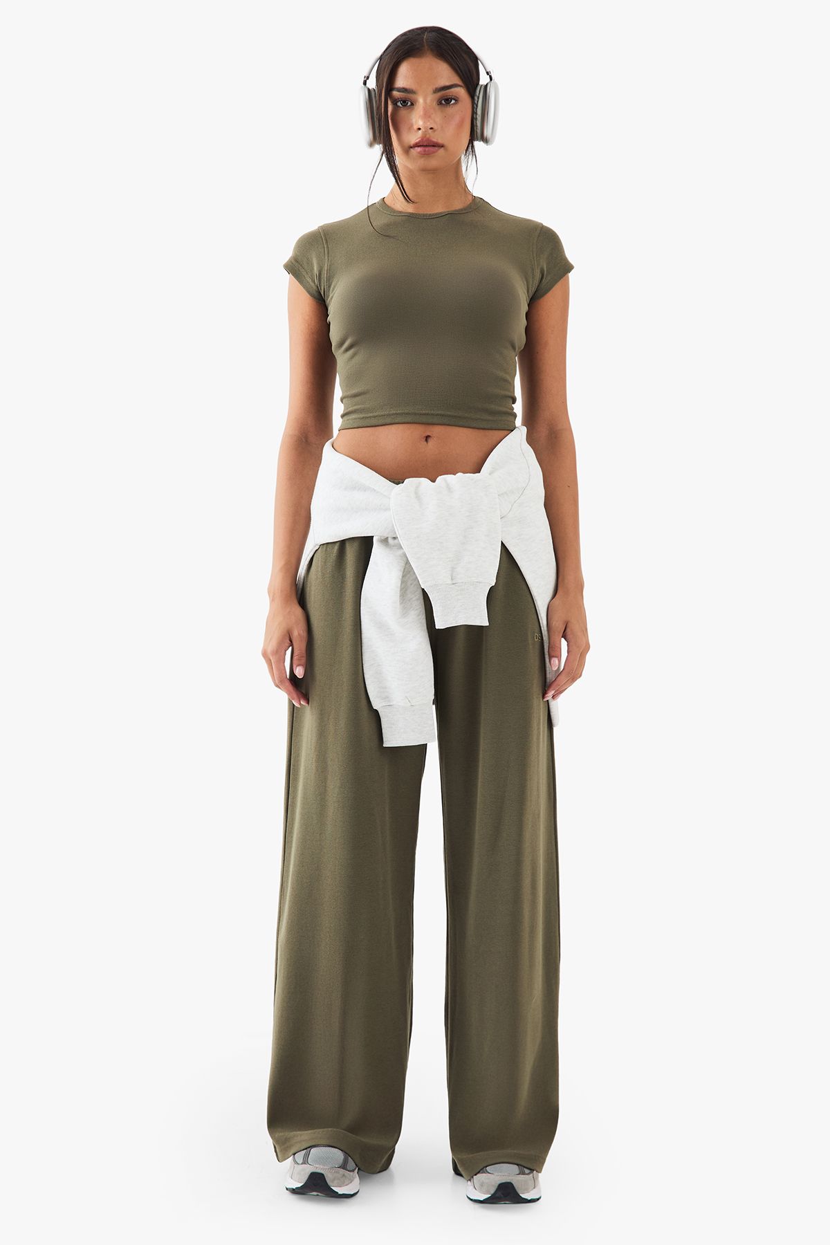 DSGN Studio DSGN Studio Embroidered Short Sleeve Top Washed Khaki image 5