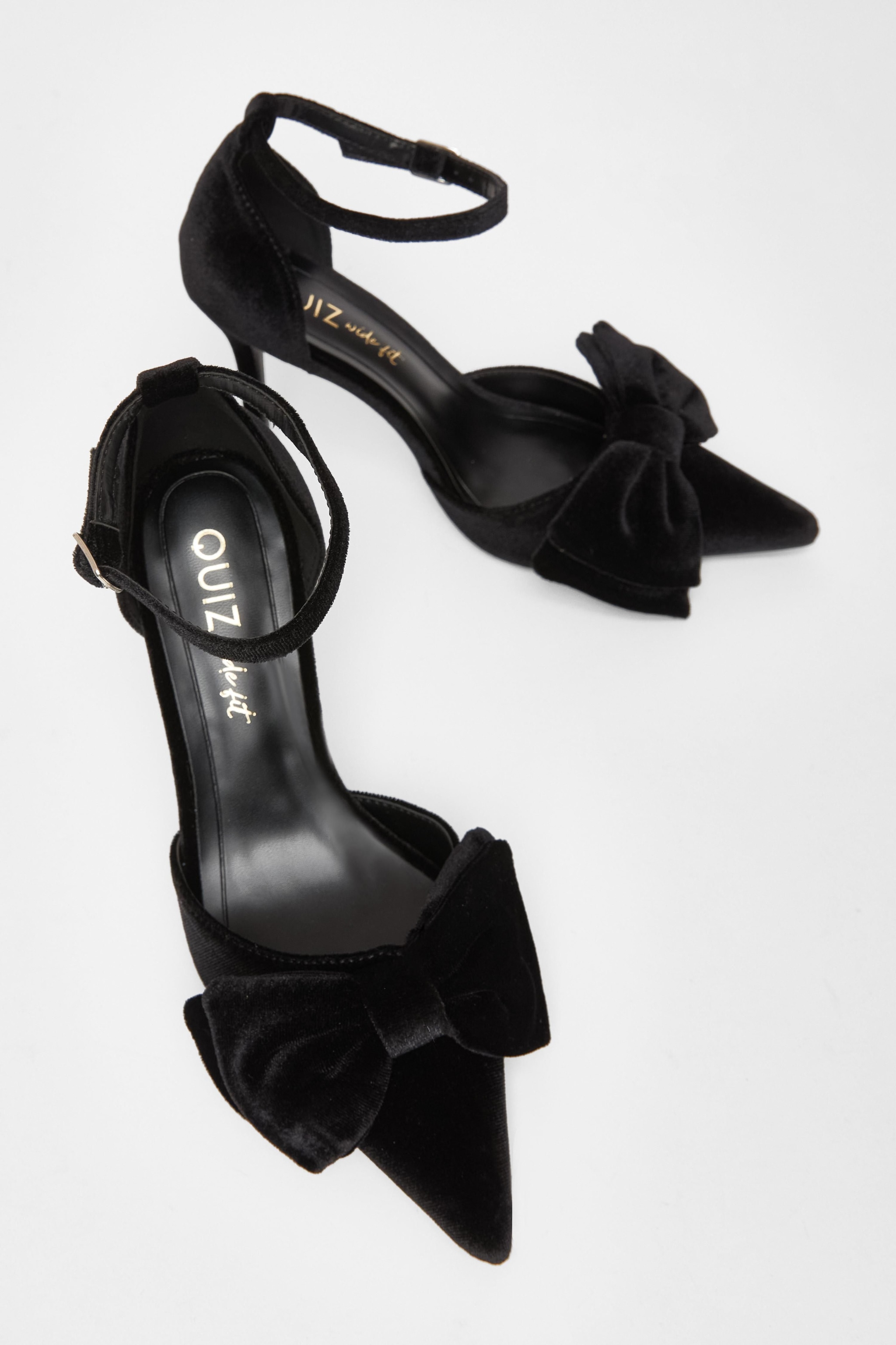 Quiz Black Wide Fit Velvet Bow Court Heels image 2