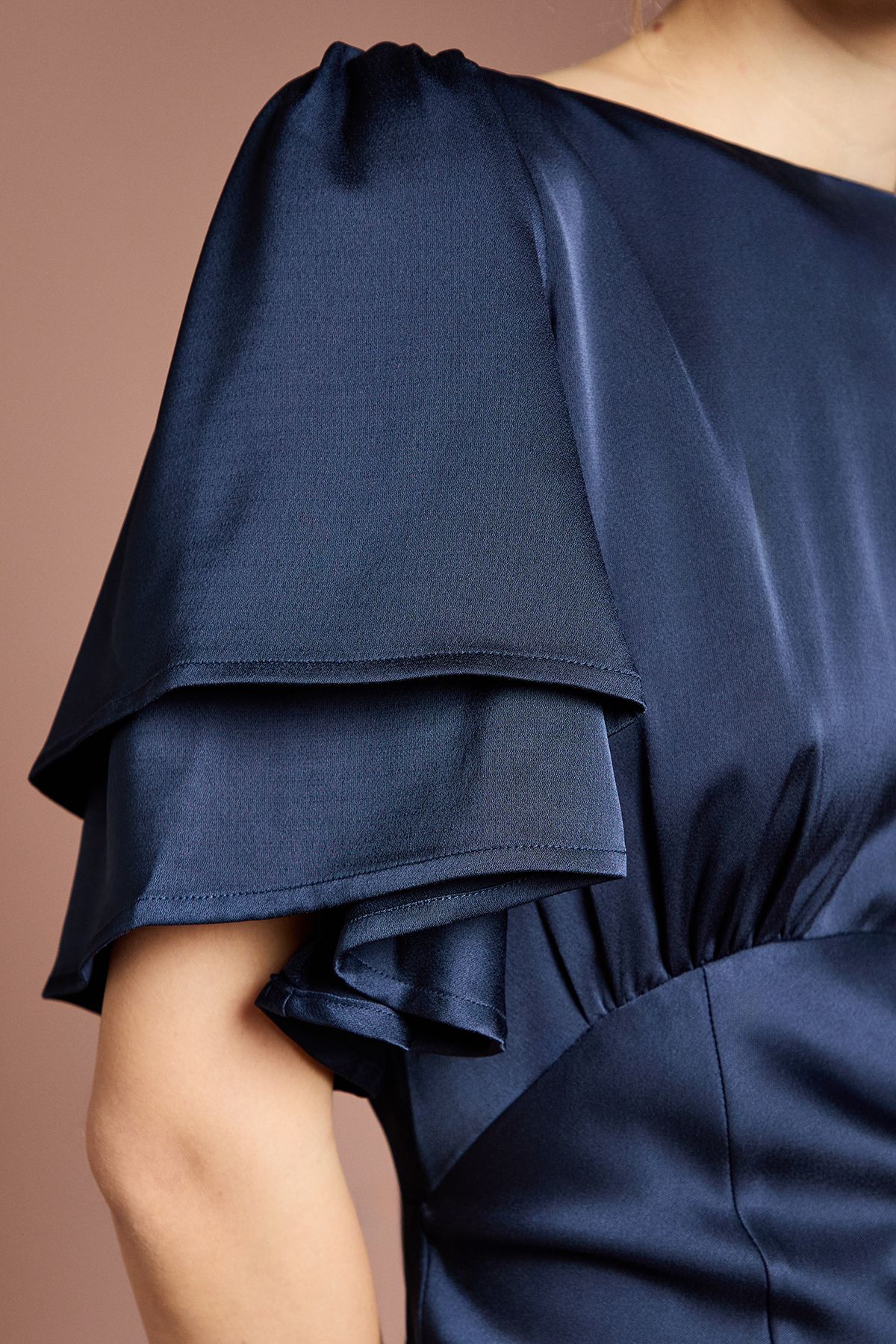 Coast Coast Honoured Satin Back Crepe High Neck Short Sleeve Maxi Bridesmaid Dress Navy image 5