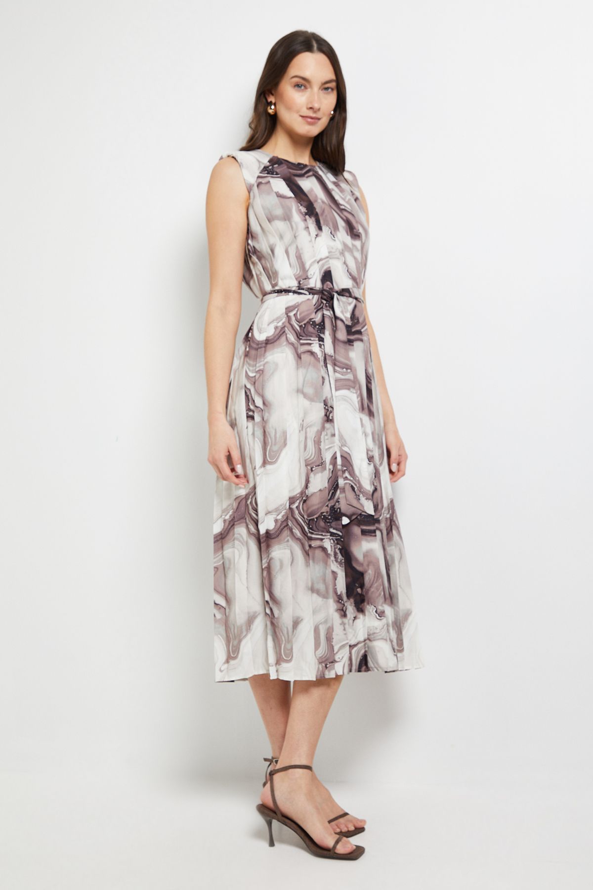 Principles All Over Pleated Midi Dress Mono image 4