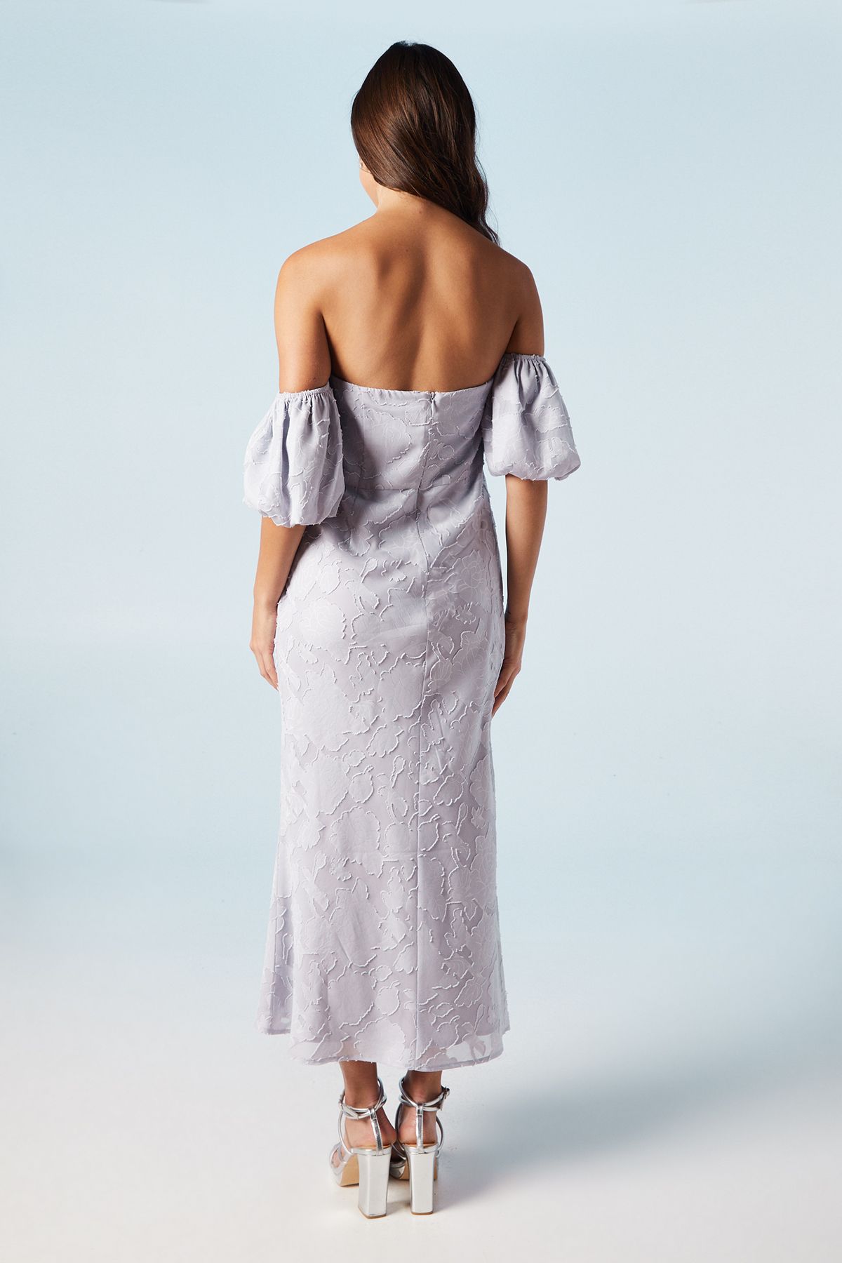 Oasis Rose Jacquard Puff Sleeve Asym Detail Bridesmaid Midi Dress Lilac image 3