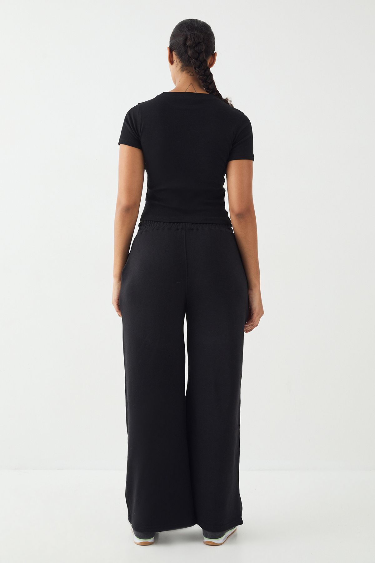 DSGN Studio DSGN Studio Collegiate Applique Straight Leg Jogger Black image 2