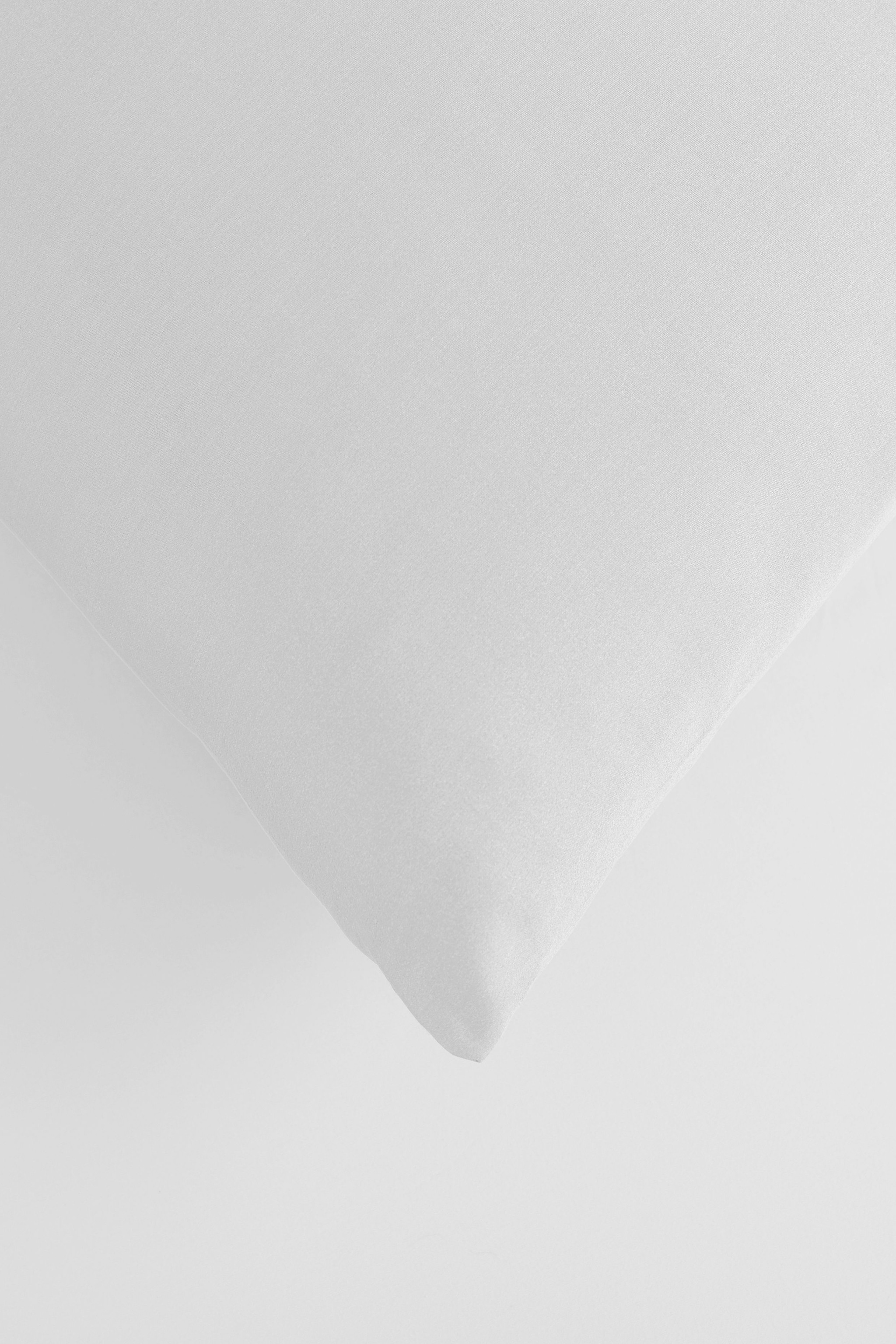 Bianca '400 Thread Count Cotton Sateen' Standard Pillowcases image 3