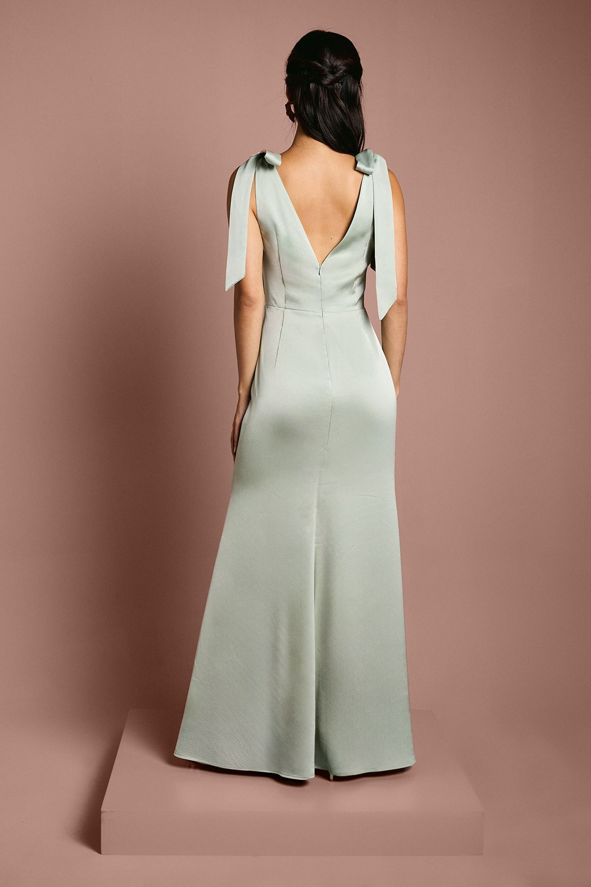 Coast Coast Honoured Petite Satin Back Crepe V Neck Tie Shoulder Maxi Bridesmaid Dress Sage image 3
