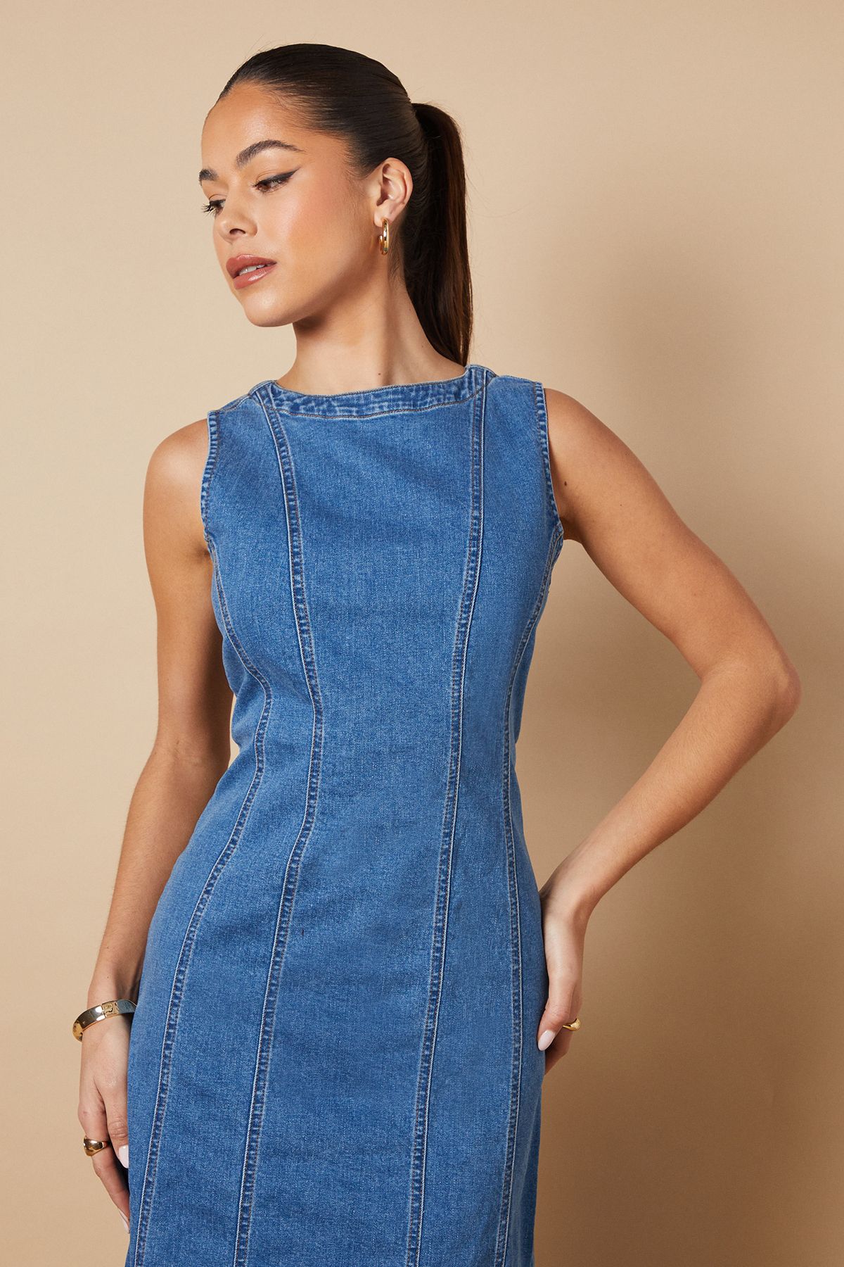 Oasis Sleeveless Denim Maxi Dress With Seam Detail Mid Wash image 2