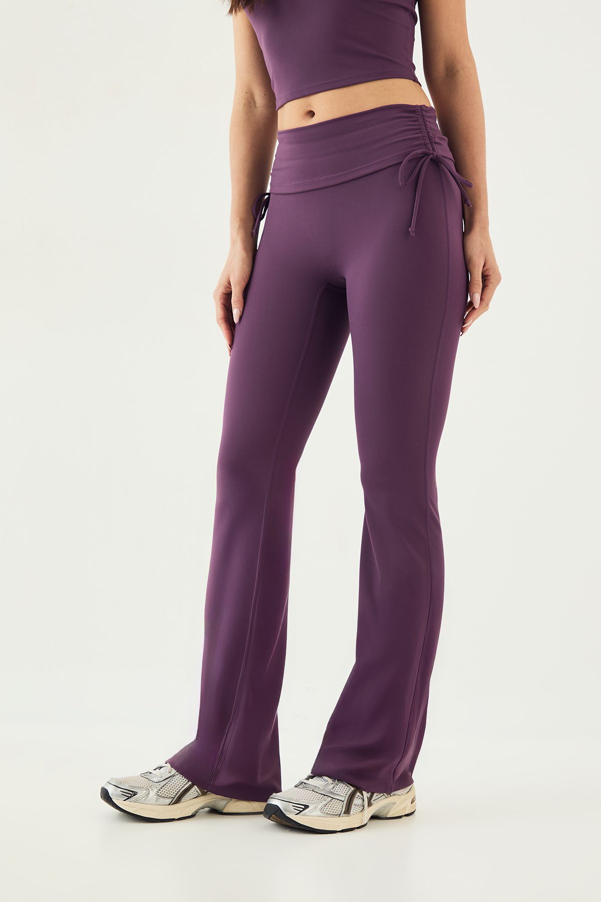 DSGN Studio DSGN Studio Ultra Sculpt Ruched Side Flared Legging Aubergine image 3