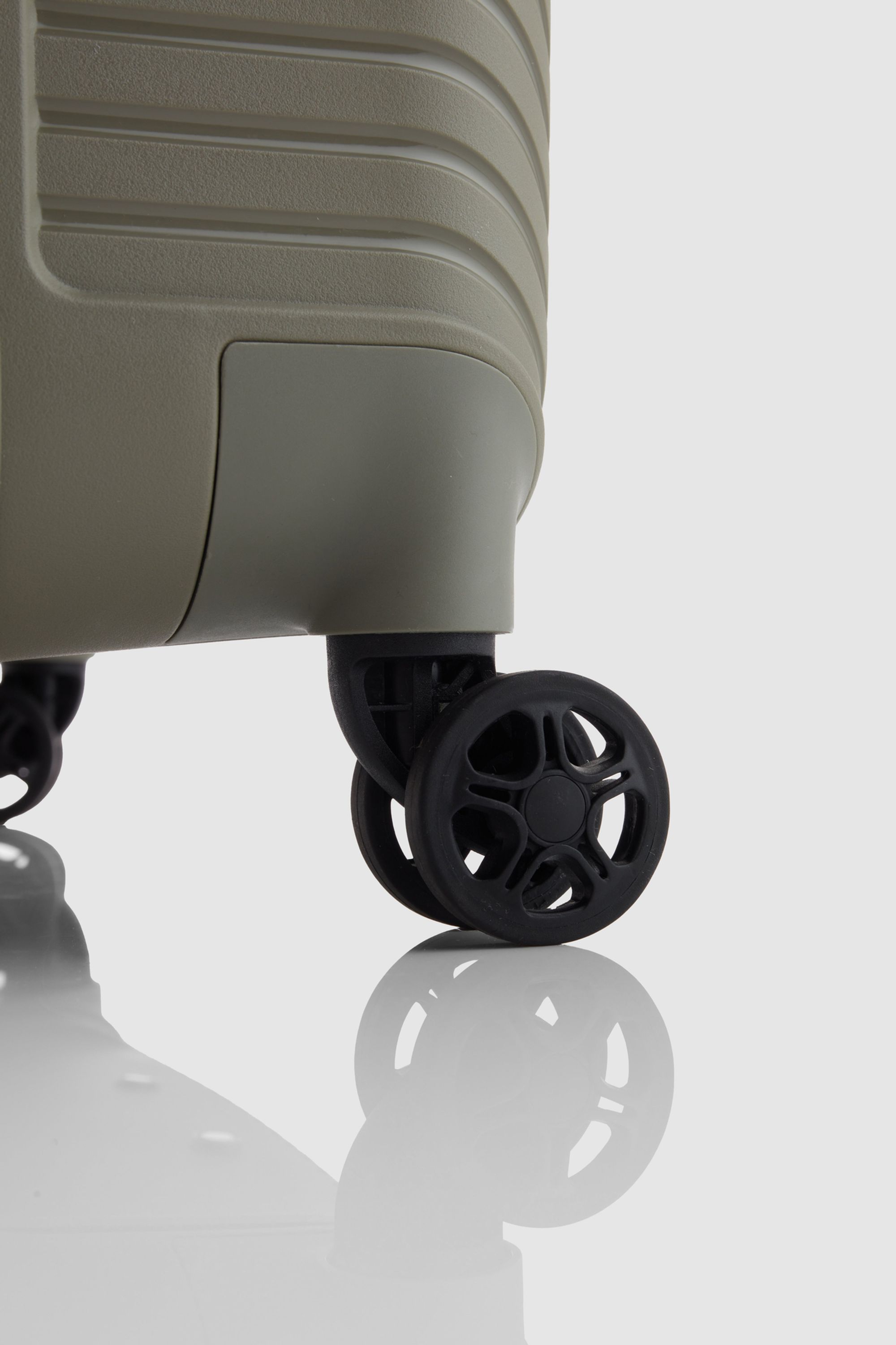 Nere Travel Bondi Cabin Suitcase image 6