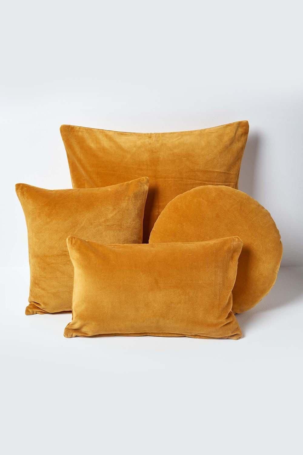 Homescapes Velvet Cushion Cover 100% Cotton, Soft & Machine Washable image 5
