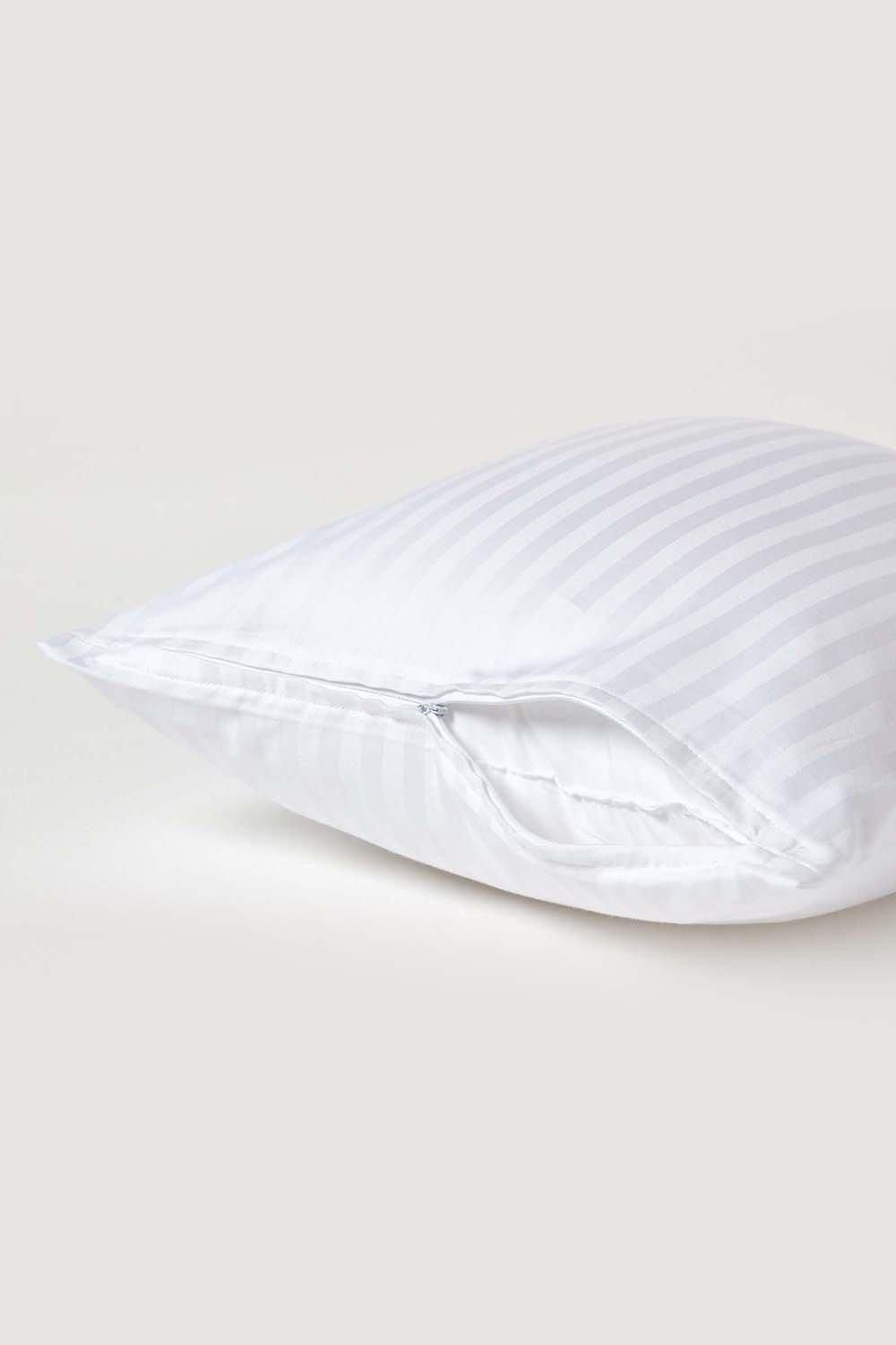 Homescapes Continental Egyptian Cotton Pillowcase 330 TC, 40 x 40 cm image 3