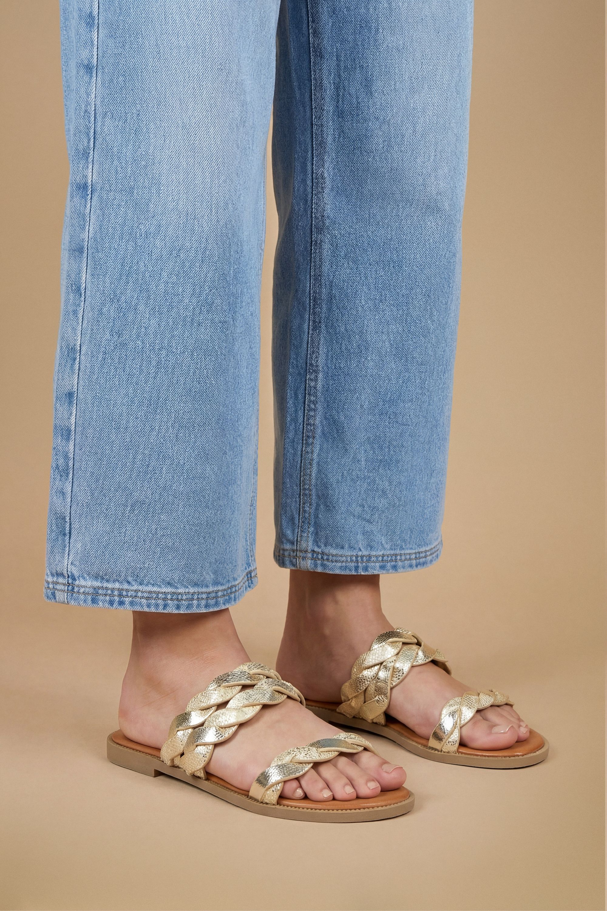 Dorothy Perkins Mel Metallic Faux Leather Plaited Straps Detail Flat Sliders Gold