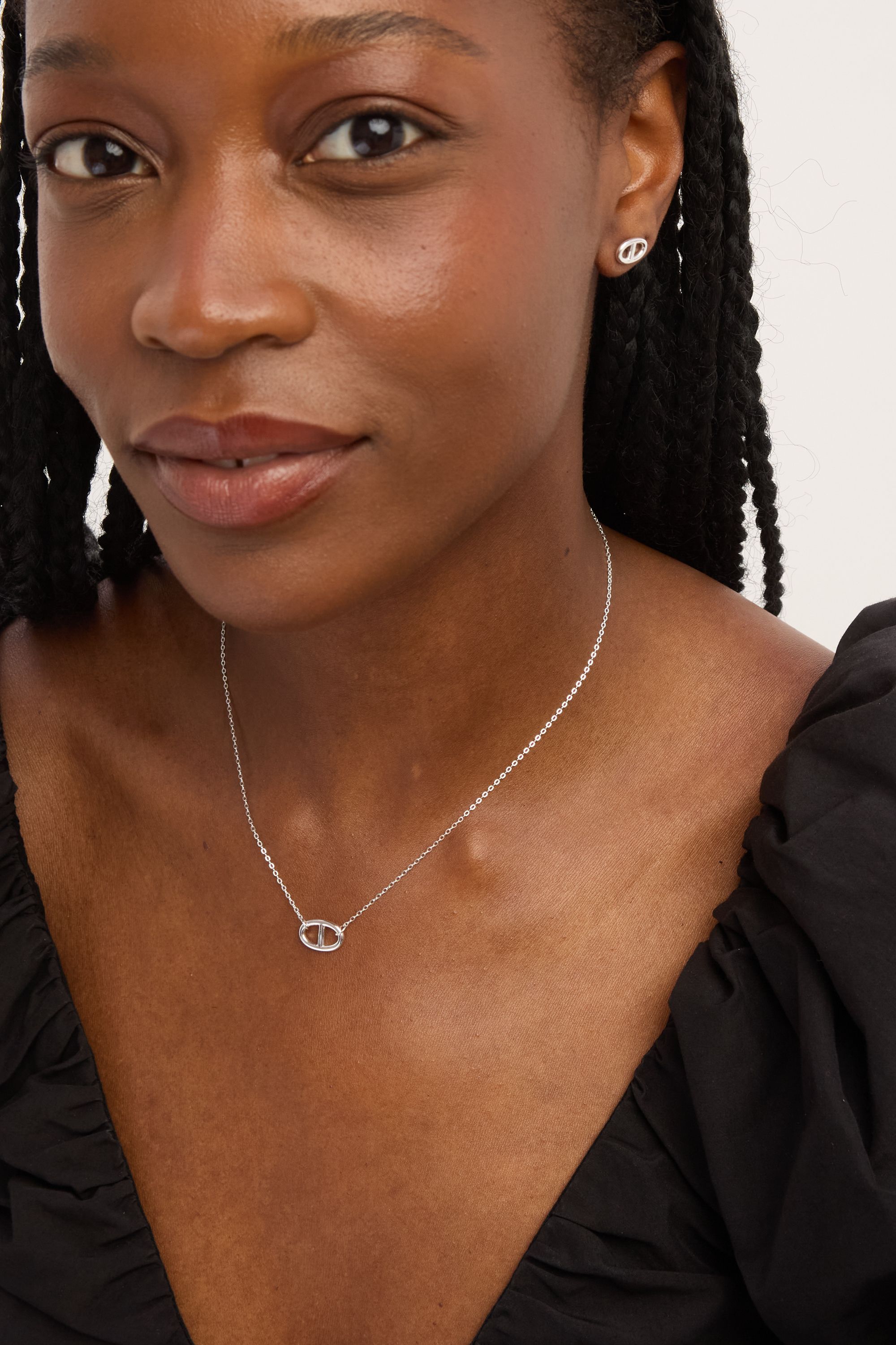 Simply Silver Sterling Silver 925 Interlink Heart Necklace image 3