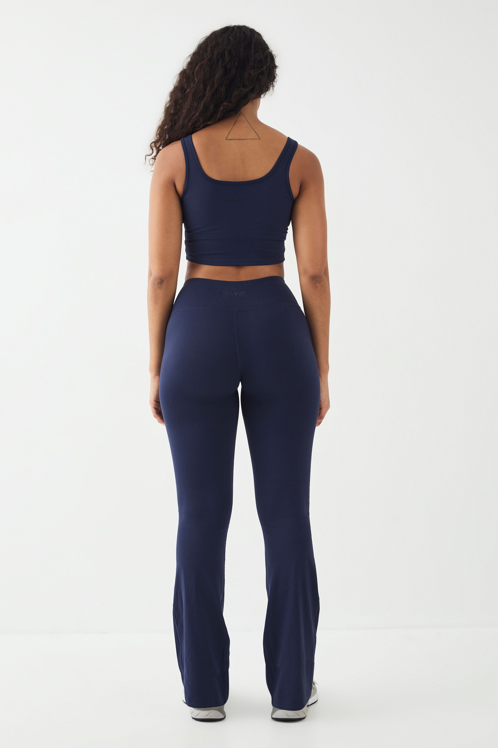 DSGN Studio DSGN Studio Ultra Sculpt Highwaist Flared Legging Navy image 2
