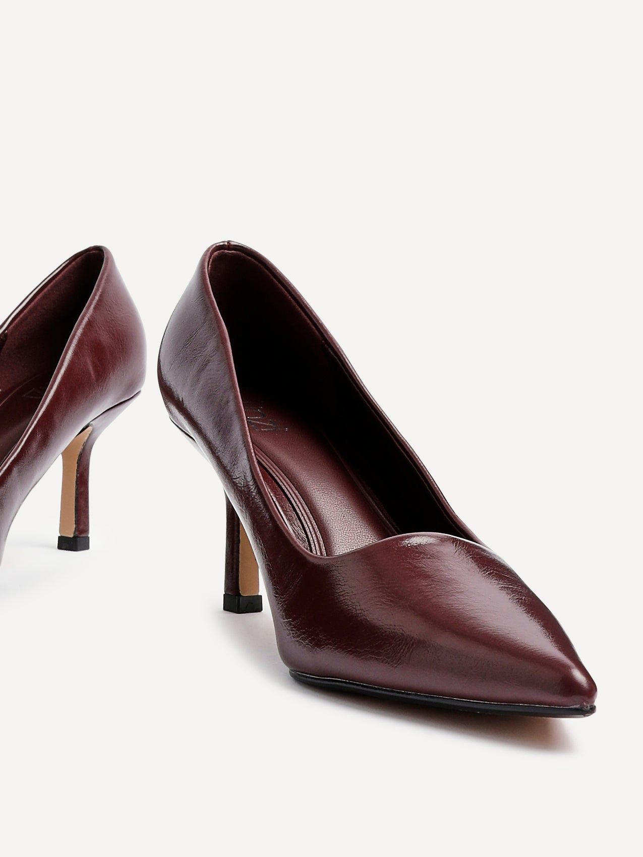 Linzi Kat Burgundy Faux Leather Court Heels image 5