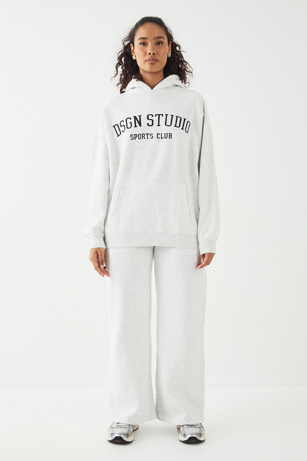 DSGN Studio DSGN Studio Applique Oversized Hoodie Ash Grey image 5