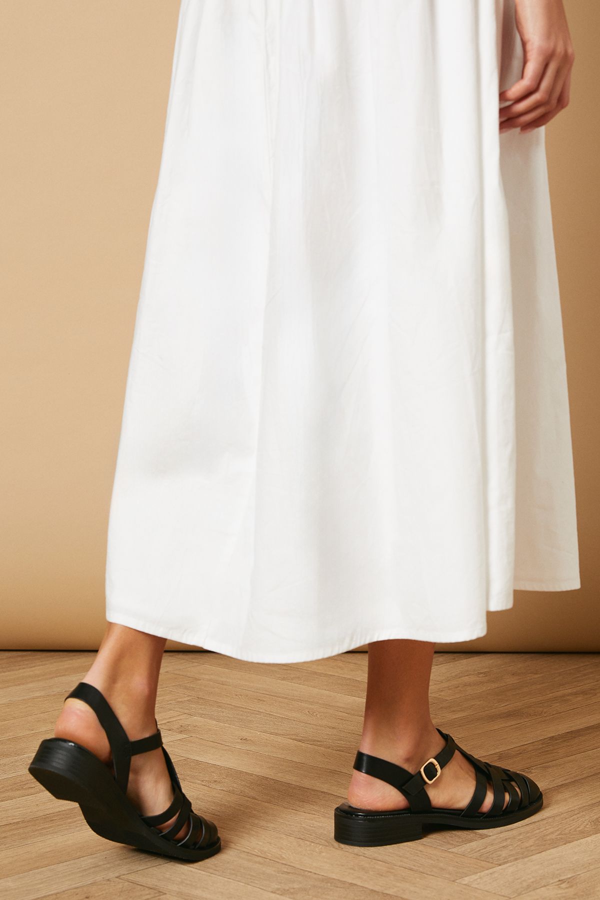 Oasis Cassiopeia Faux Leather Closed Toe Fisherman Flat Shoes Black image 4