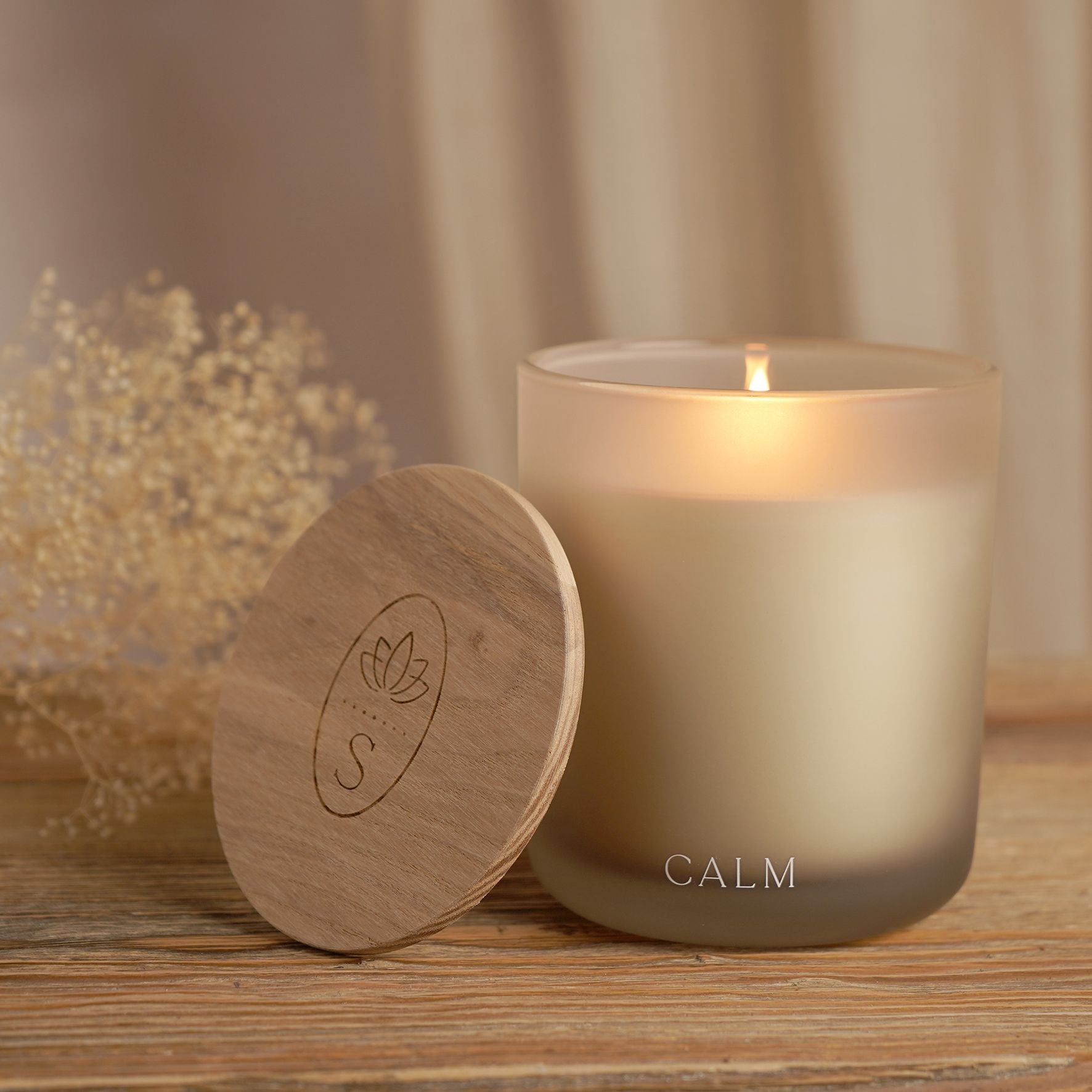 Serenity Calm Candle Bergamot, Lavender & Sandlewood 270g image 1