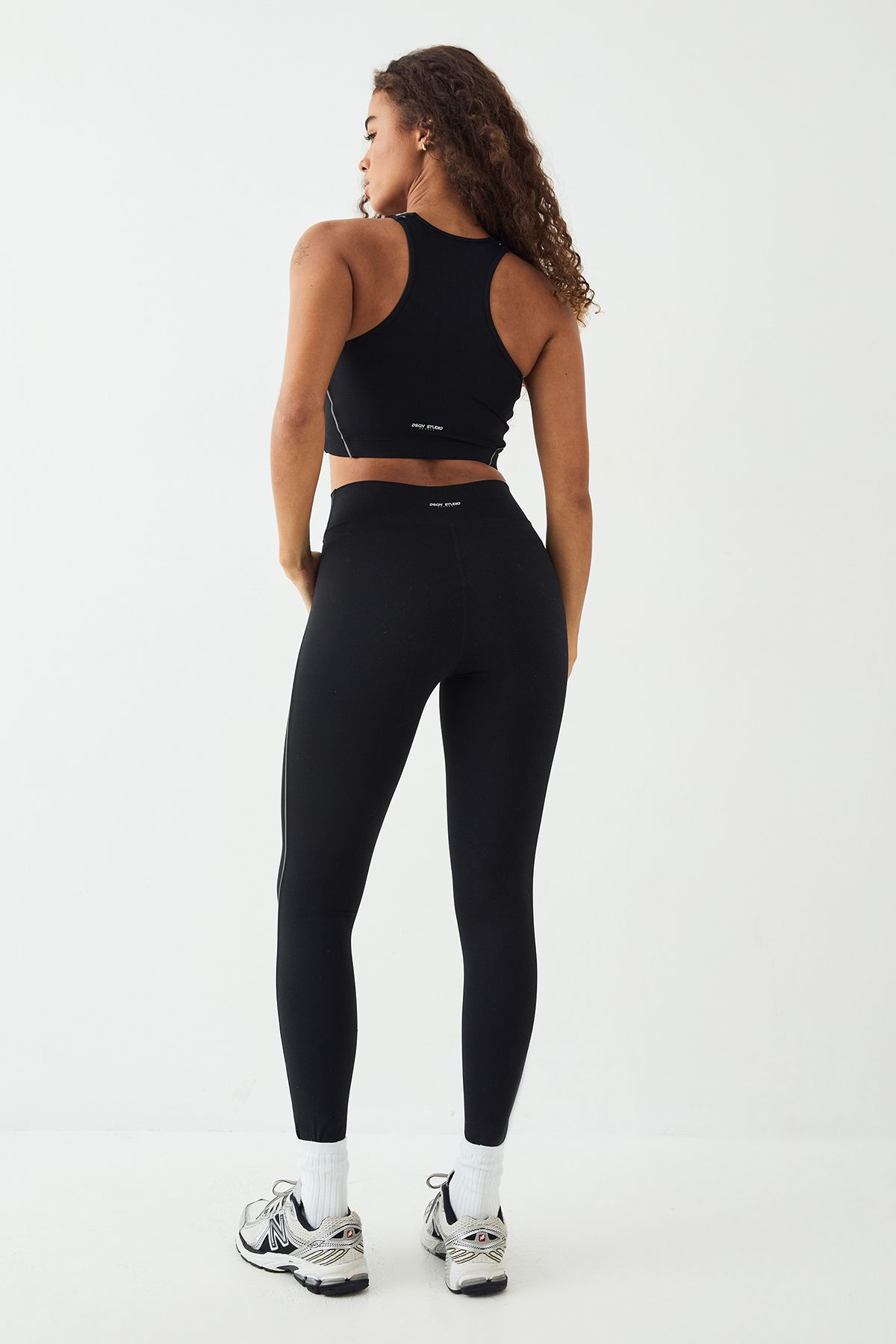 DSGN Studio DSGN Studio Reflective Piping Ultra Sculpt Sports Legging Black image 2