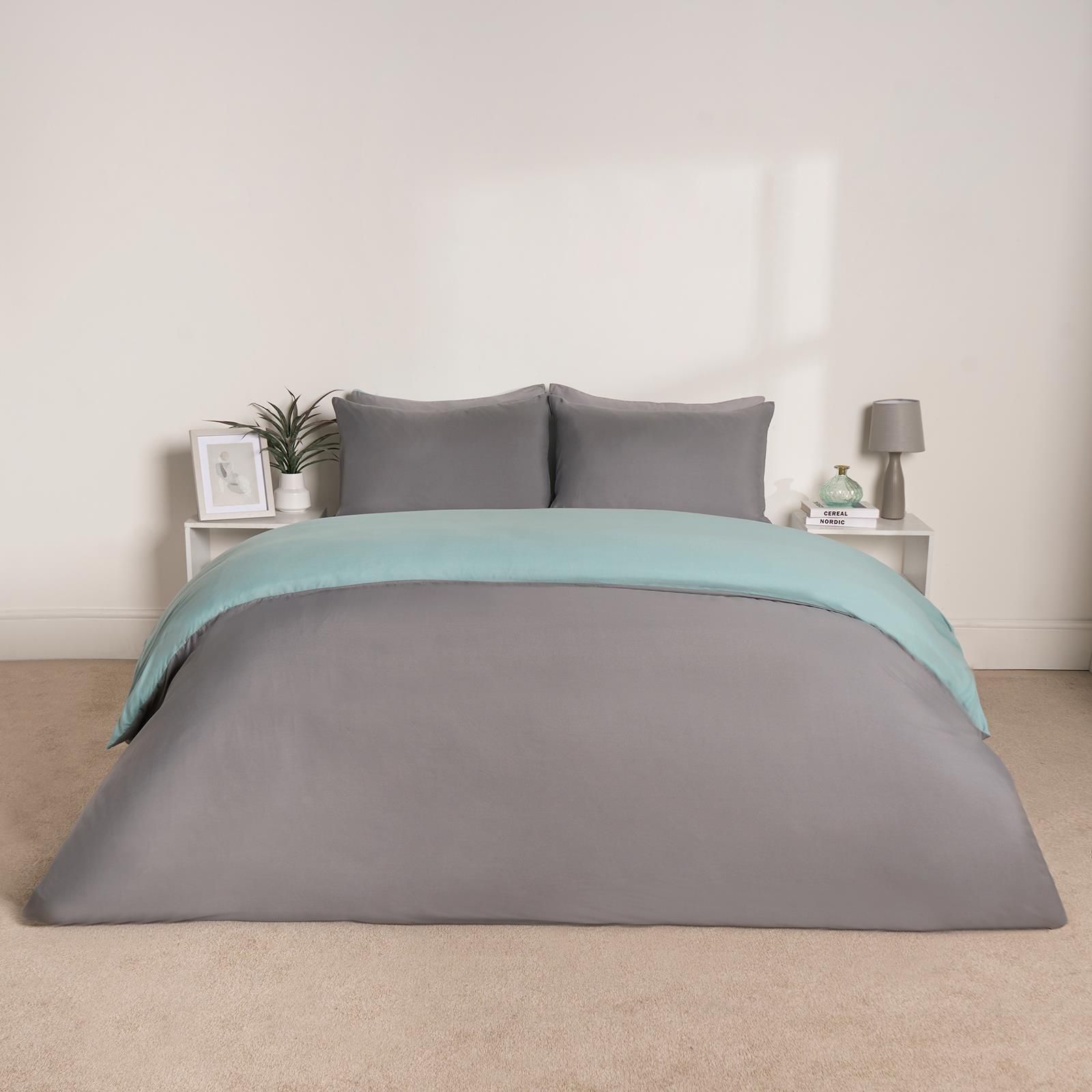 OHS Plain Reversible Duvet Cover With Pillowcase Set image 5