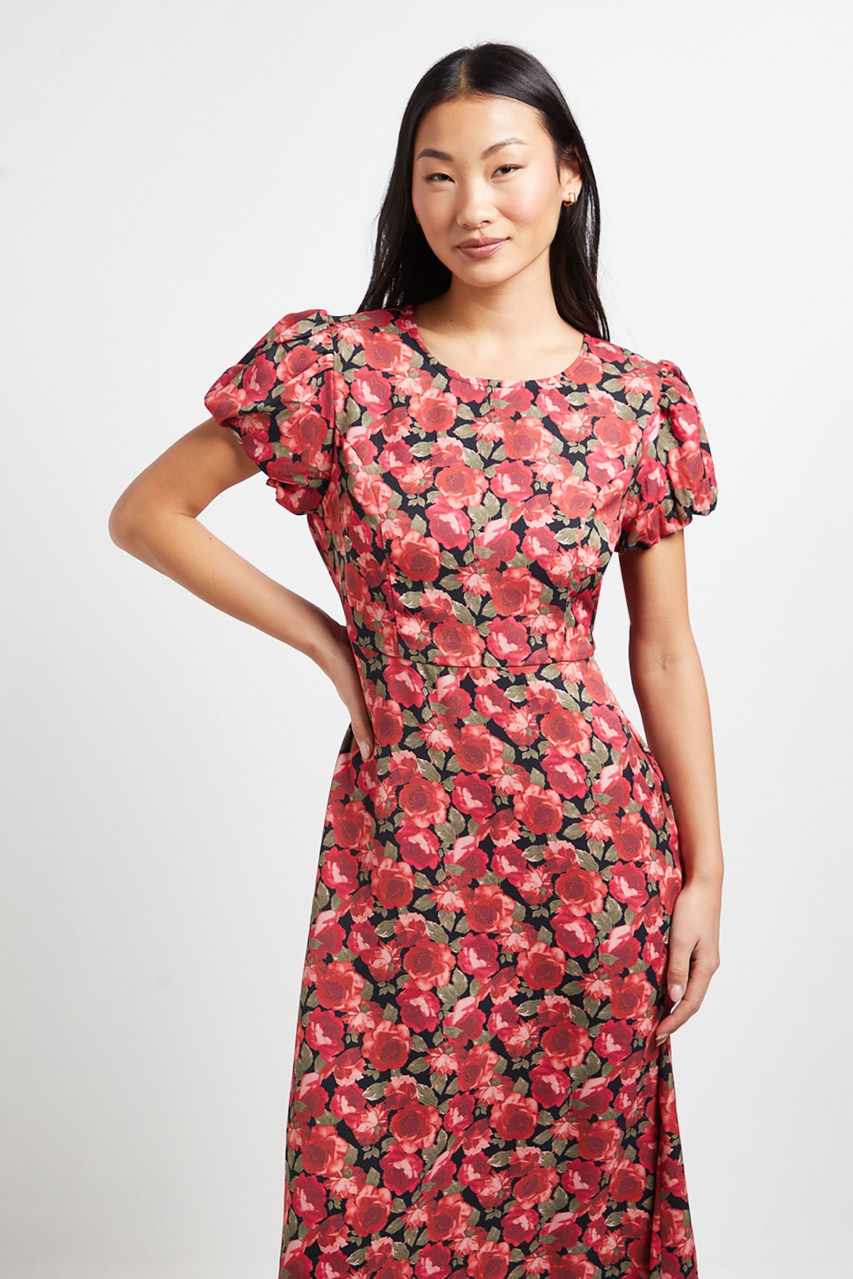 Dorothy Perkins Petite Red Floral Tie Back Detail Puff Sleeve Midi Dress Red image 2
