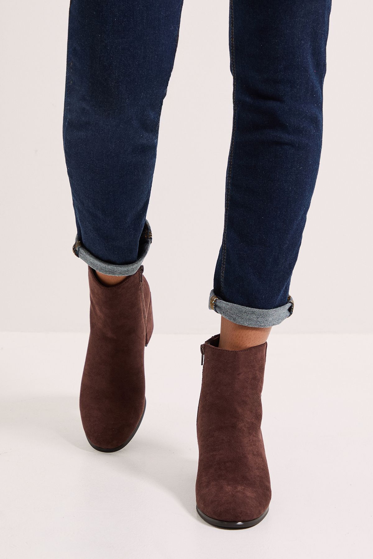 Dorothy Perkins Morgan Round Toe Medium Block Heel Ankle Boots Brown image 3