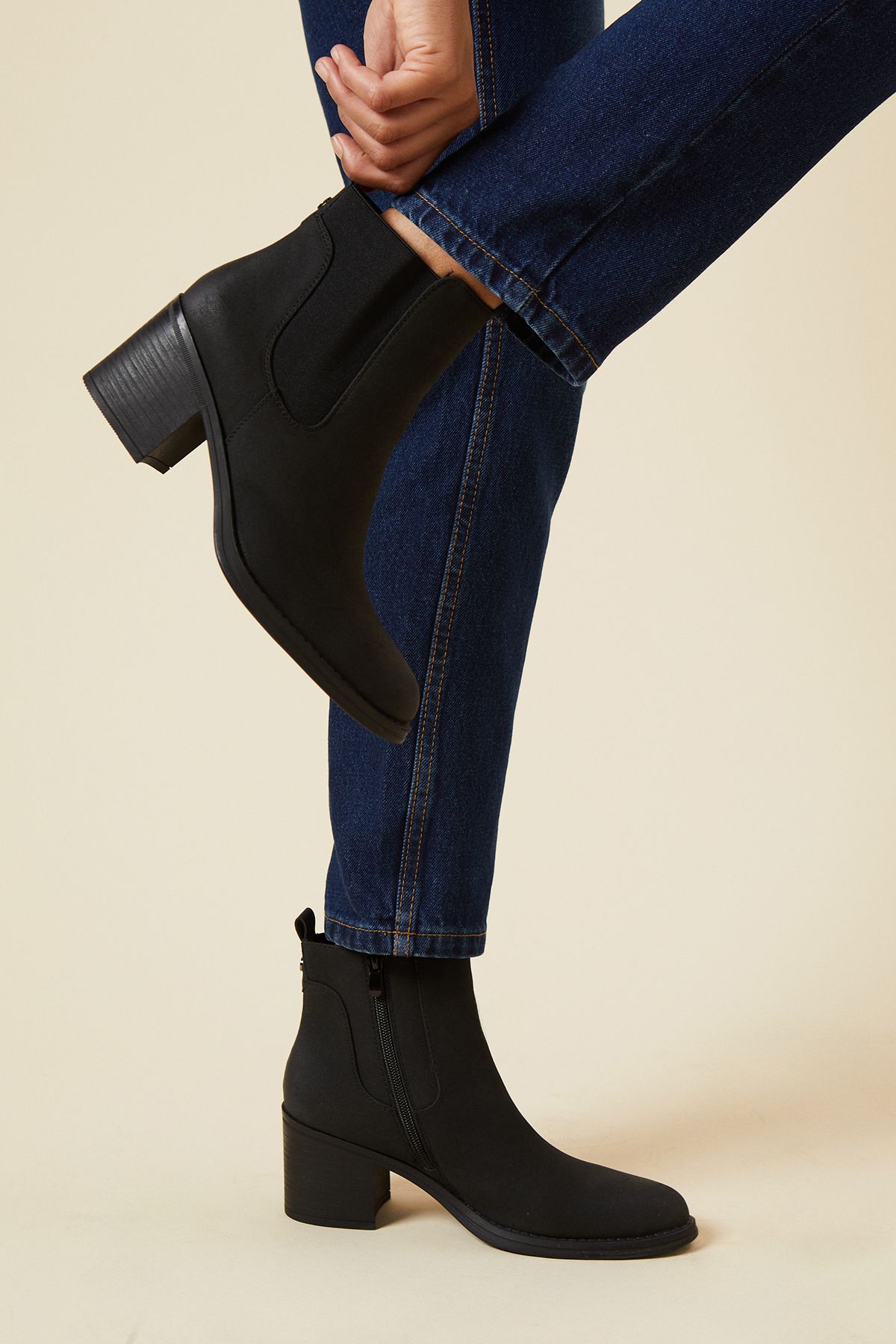 Dorothy Perkins Maelle Faux Nubuck Medium Block Heel Chelsea Boot Black image 1