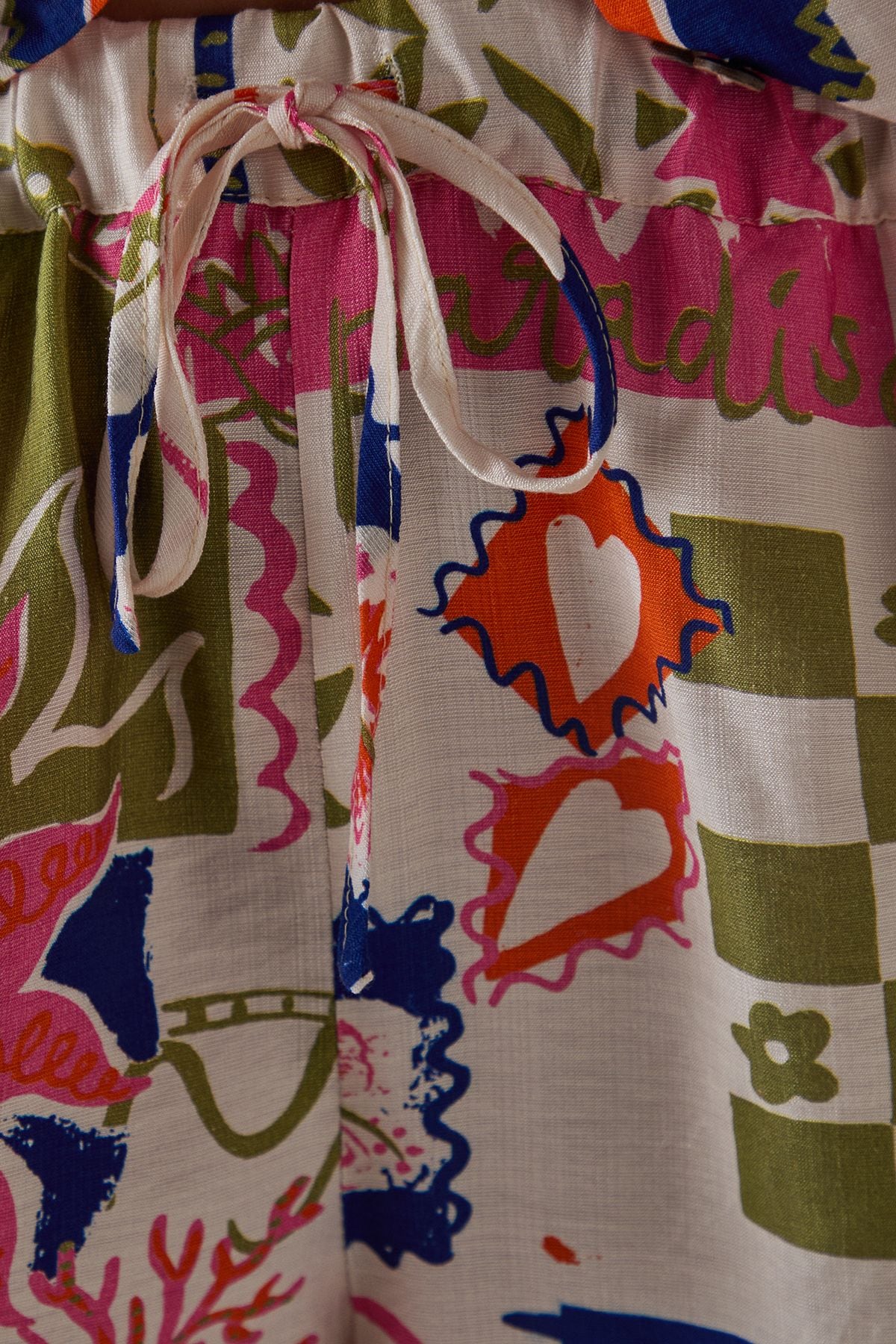 Warehouse HCD Postcard Print Drawstring Waist Shorts Multi image 5