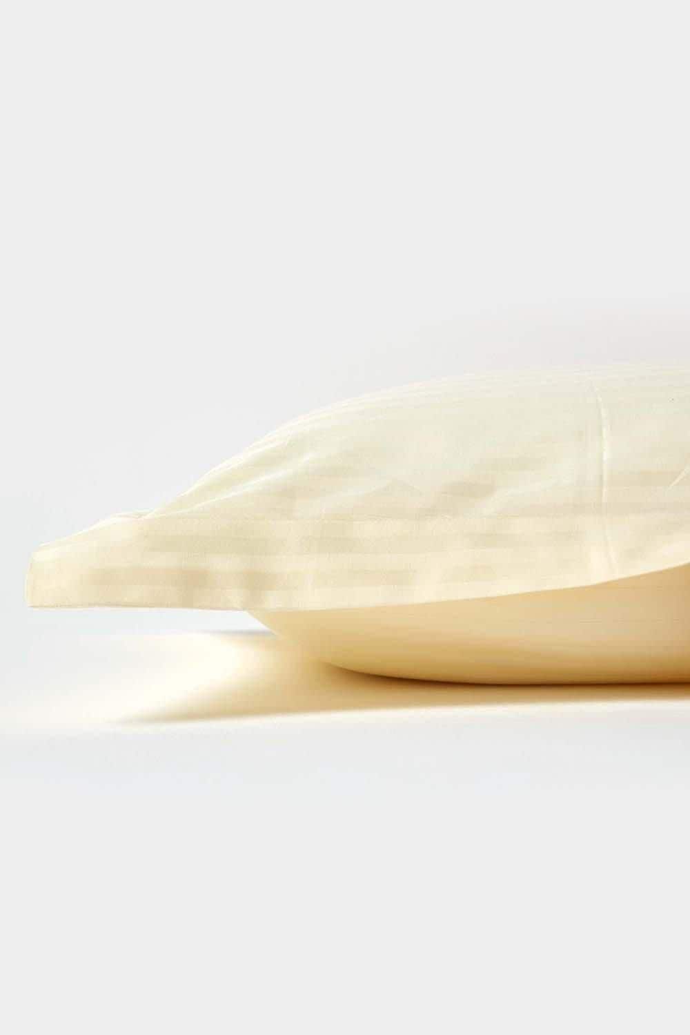 Homescapes Egyptian Cotton Satin Stripe Oxford Pillowcase 330 TC image 2