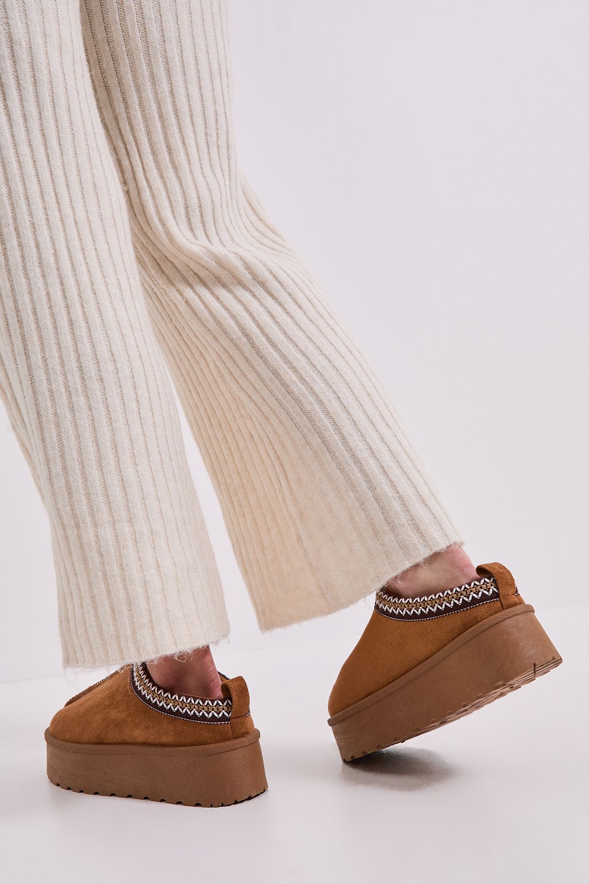 Dorothy Perkins Georgina Faux Suede Fur Trim Flatform Closed Toe Slipper Chestnut image 3