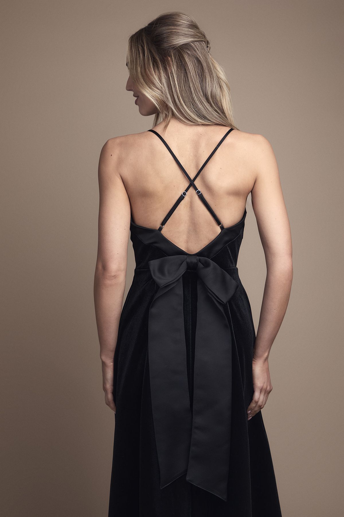 Coast Velvet V Neck Strappy Low Back and Bow Detail Maxi Bridesmaid Dress Black image 4