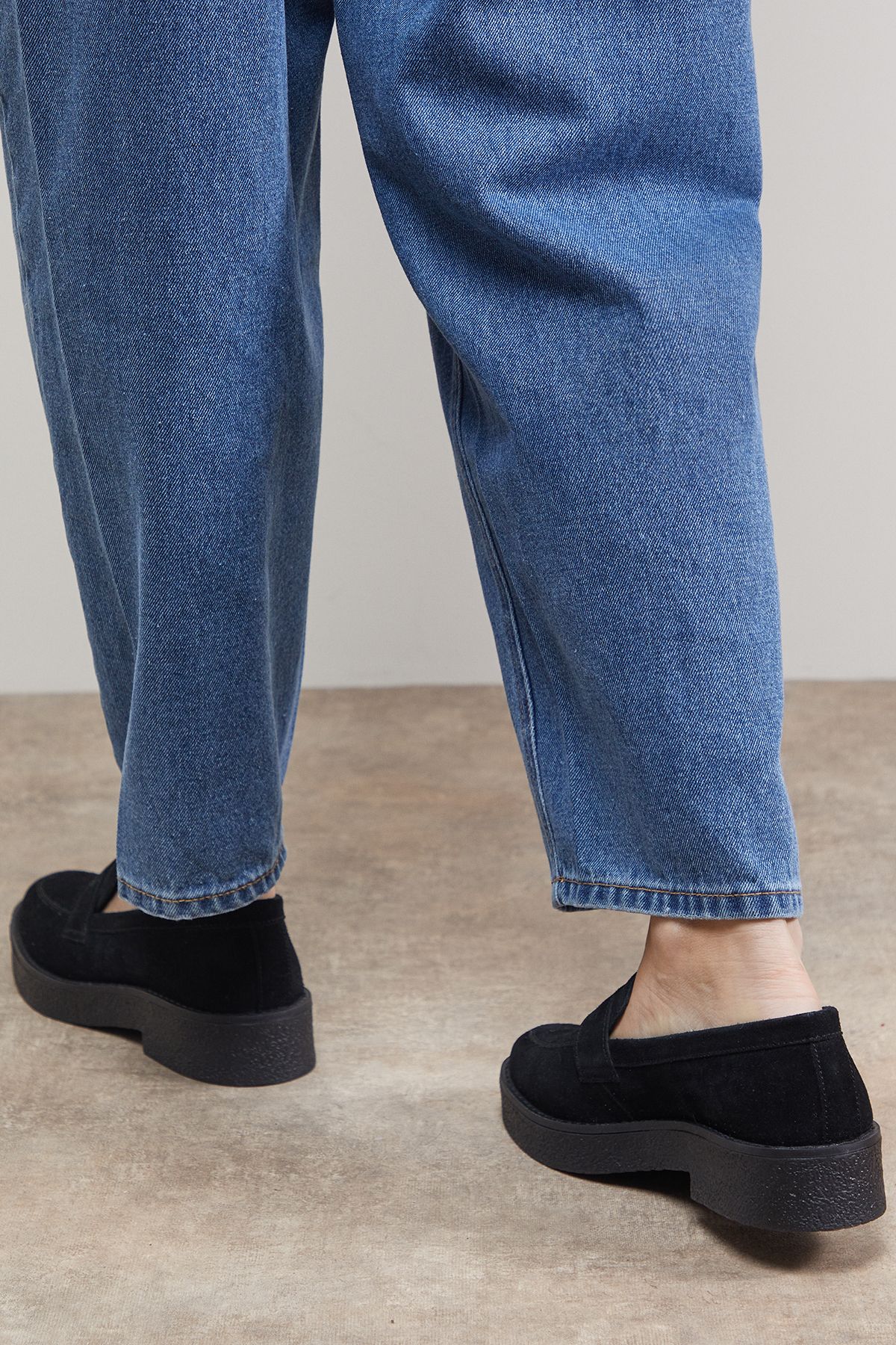 Oasis Butter Suede Chunky Penny Casual Loafers Black image 3