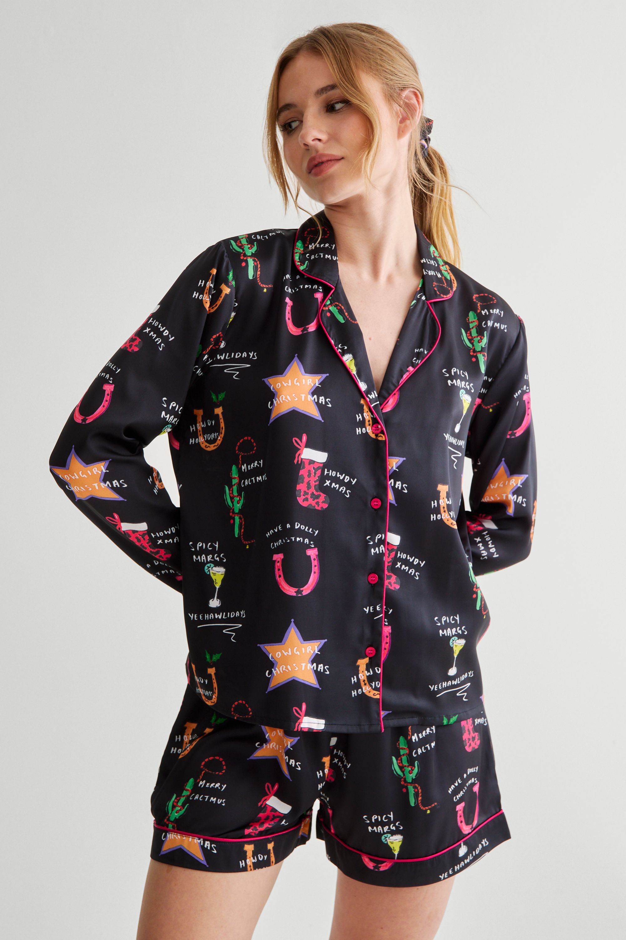 NastyGal Western Conversational Holiday 6PC Pajama Set Black image 3