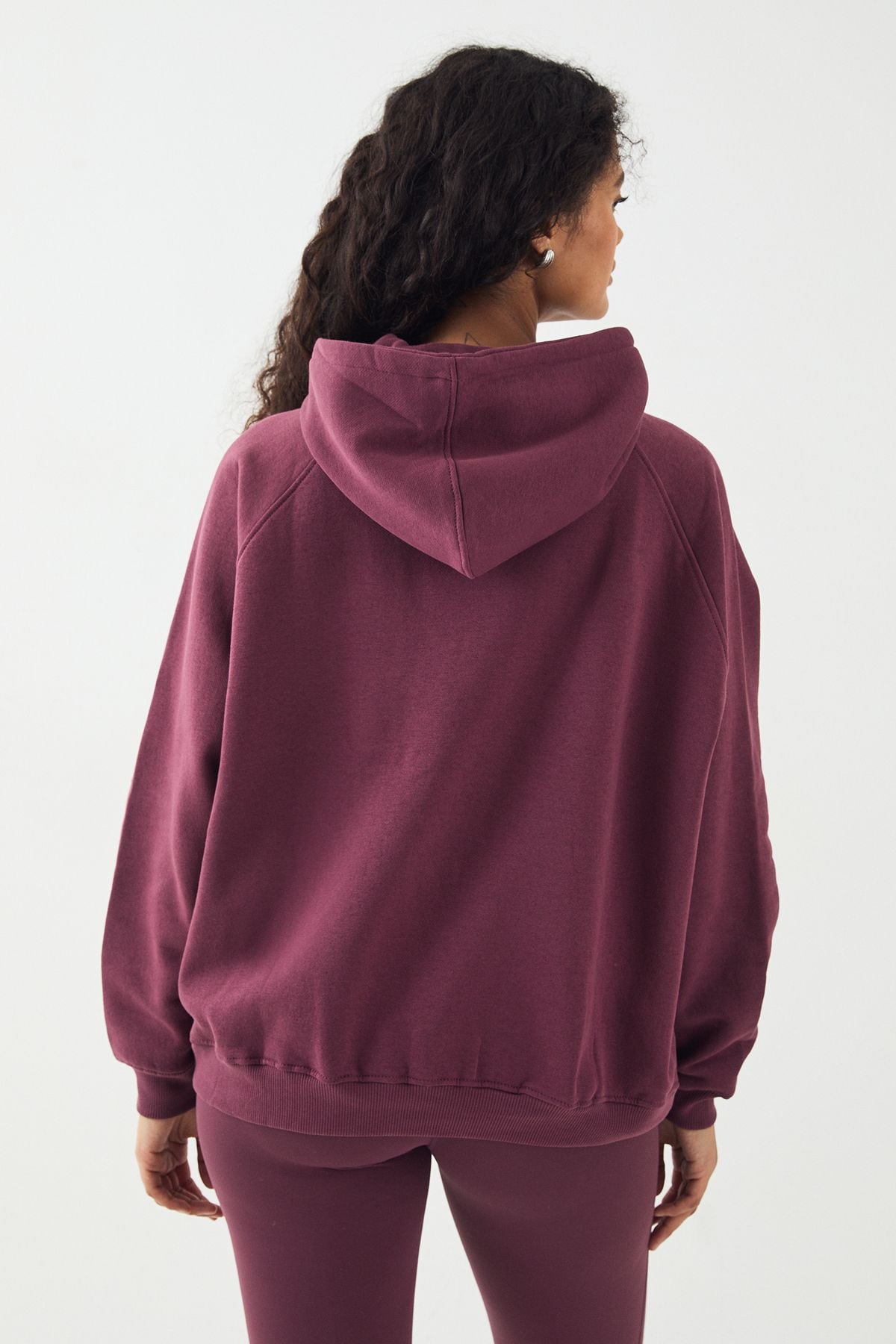 DSGN Studio DSGN Studio Contrast Script Oversized Hoodie Plum image 2