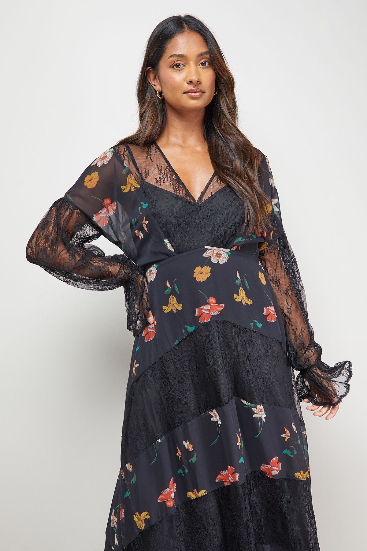 Oasis Printed Lace Panel Detail V Neck Midaxi Dress Multi image 2