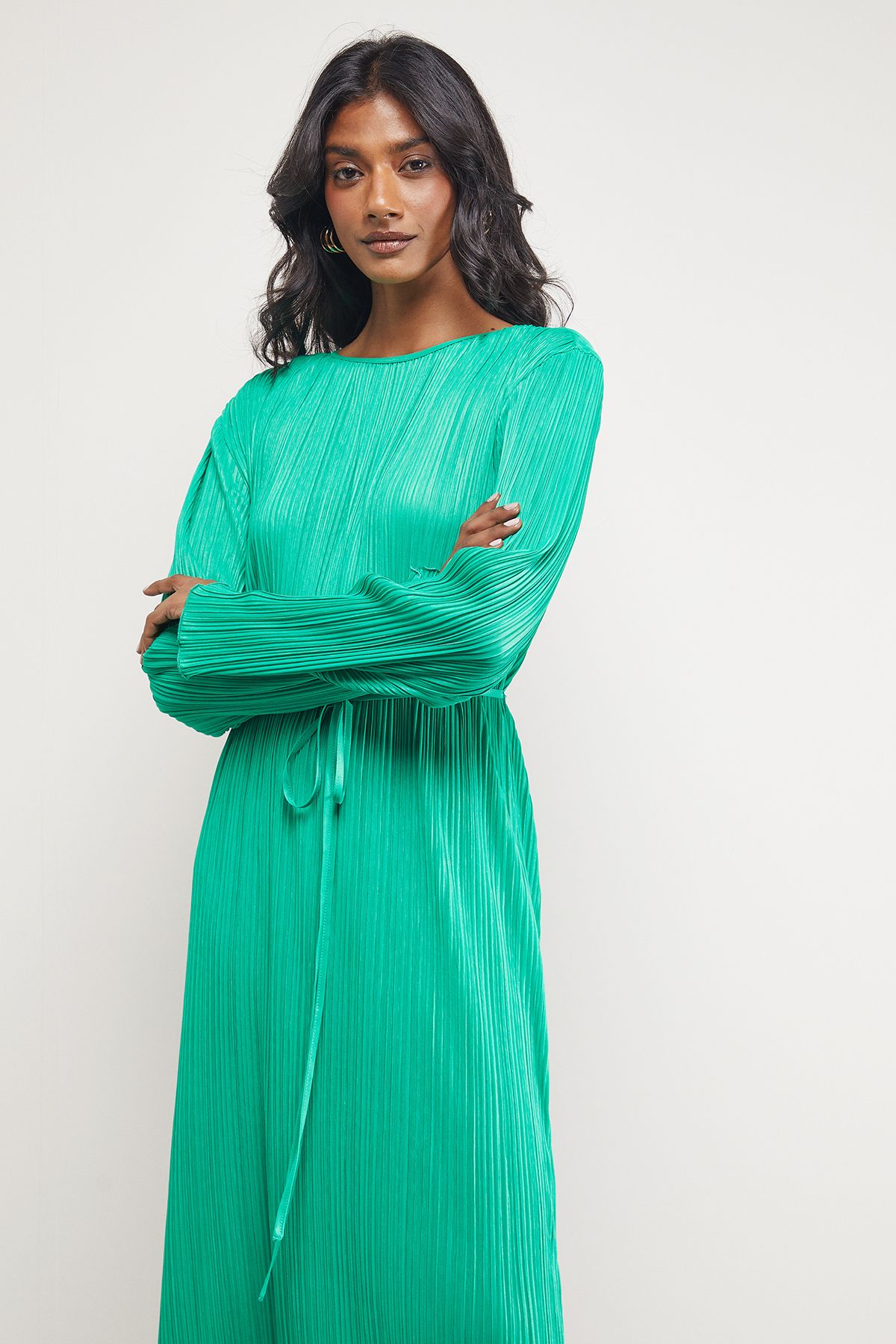 Warehouse Plisse Belted Column Midi Dress Bright Green image 2