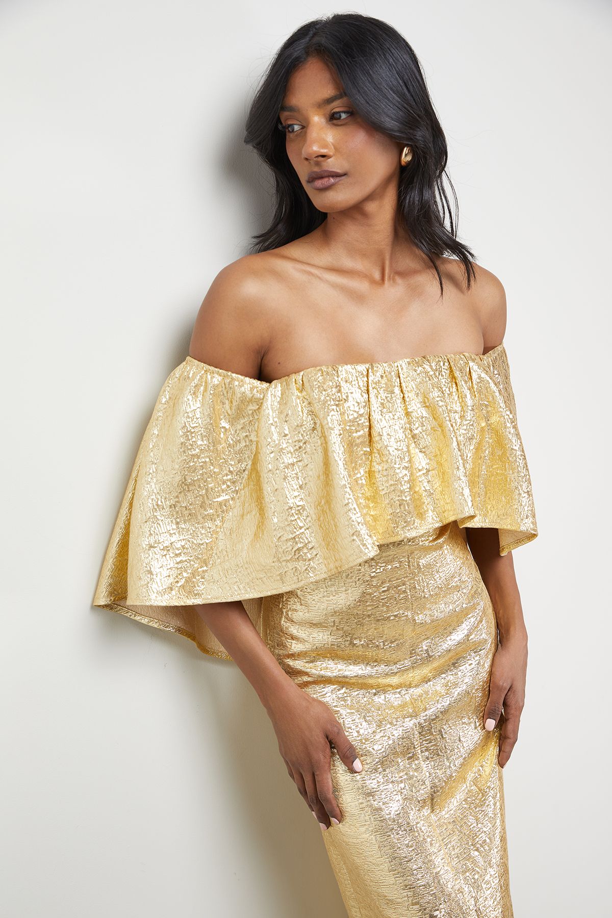 Warehouse Metallic Jacquard Volume Bardot Midi Dress Gold image 4