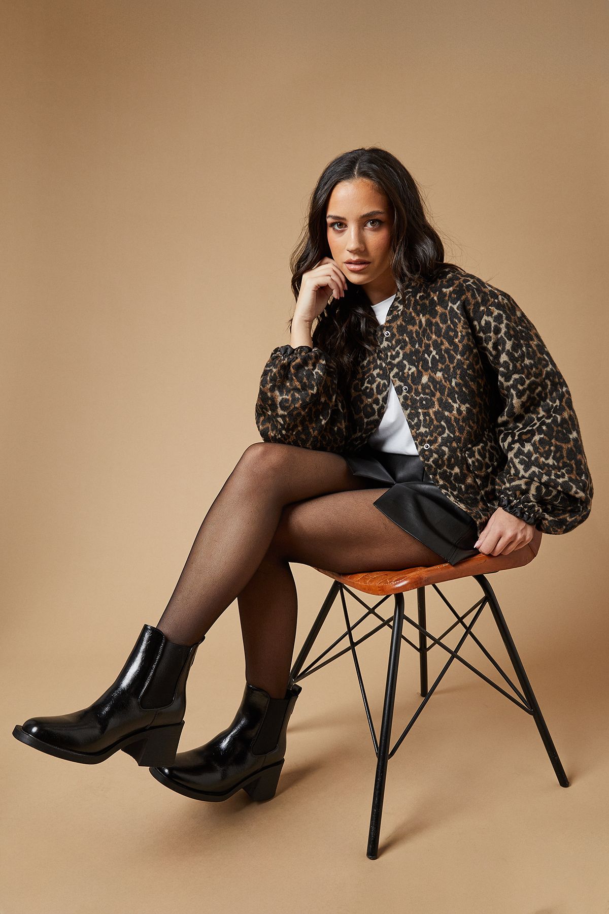 Oasis Eva High Shine Chunky Heel Chelsea Ankle Boot True Black image 1