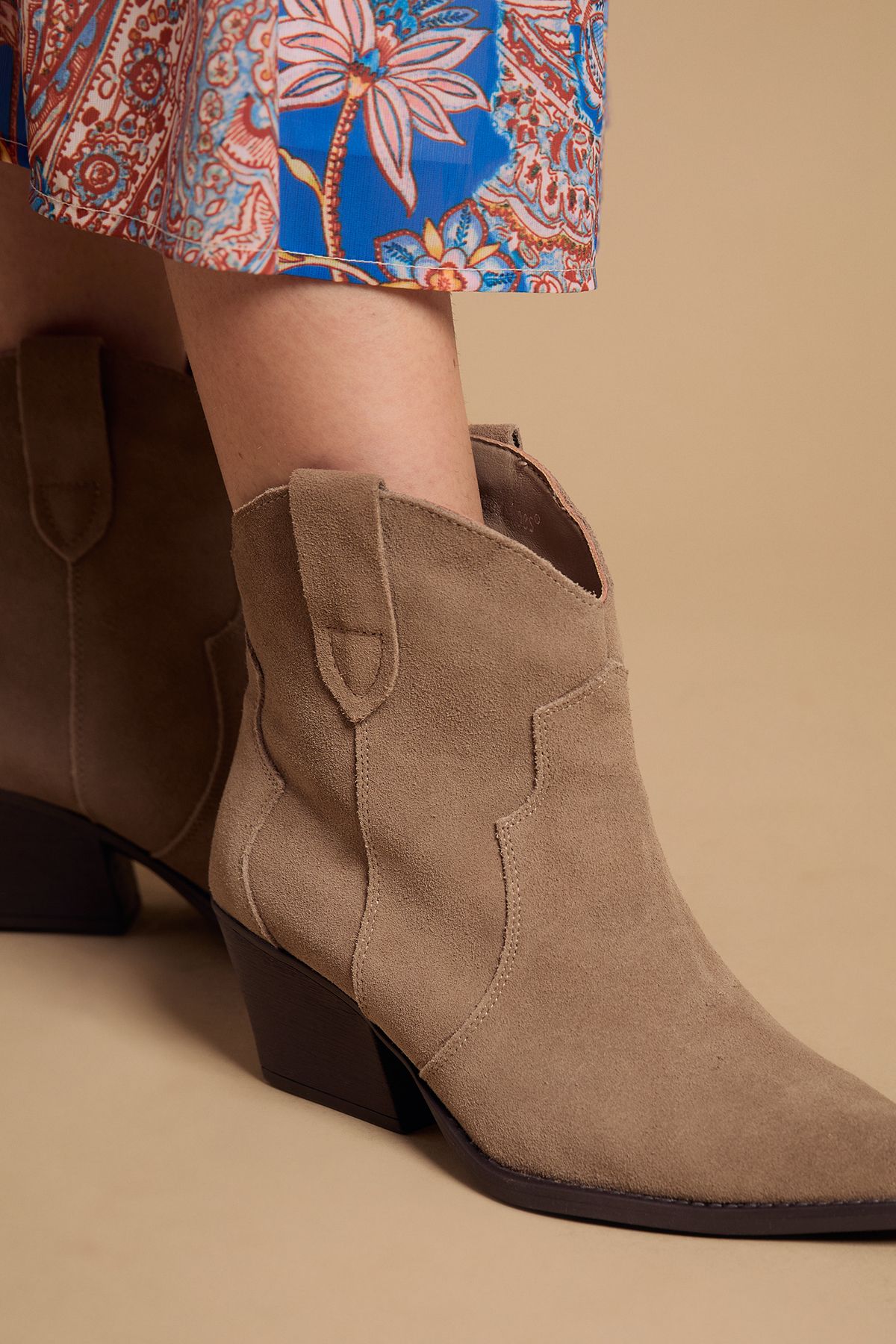 Oasis Amber Real Suede Western Ankle Boots Beige image 4