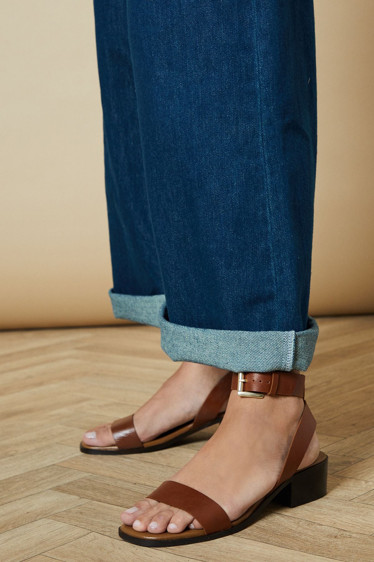 Oasis Gracie Real Leather Low Stacked Heeled Sandals Tan image 3