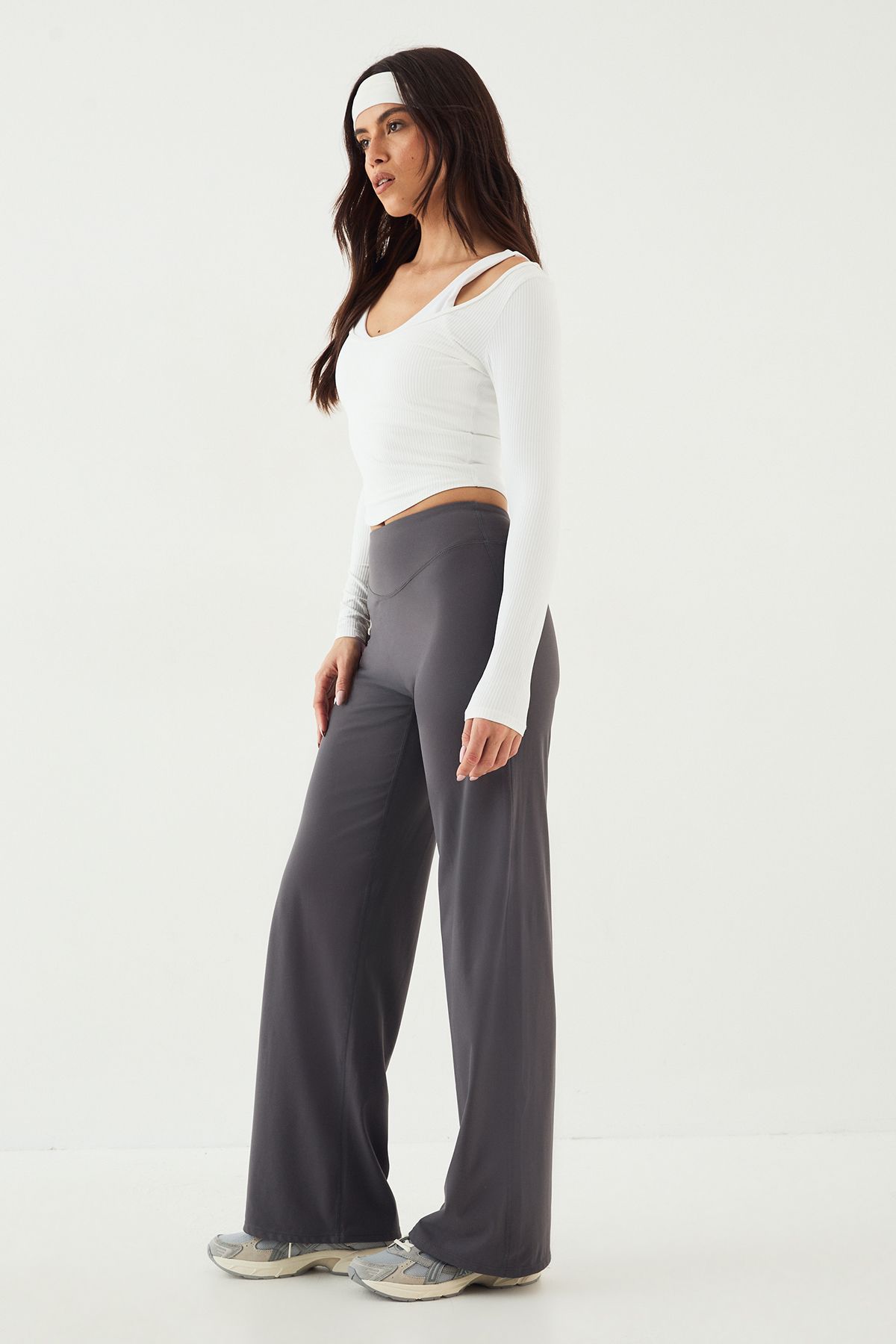 DSGN Studio DSGN Studio Ultra Sculpt Straight Leg Trouser Charcoal image 3