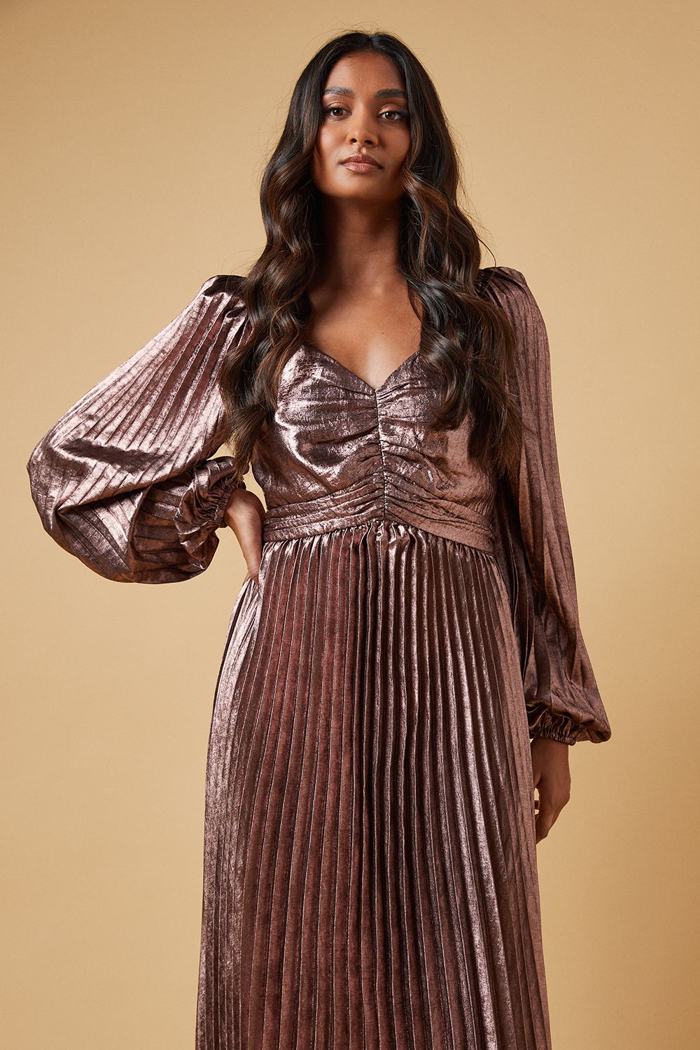 Oasis Occasion Pleated Metallic Midi Dress Pink image 4