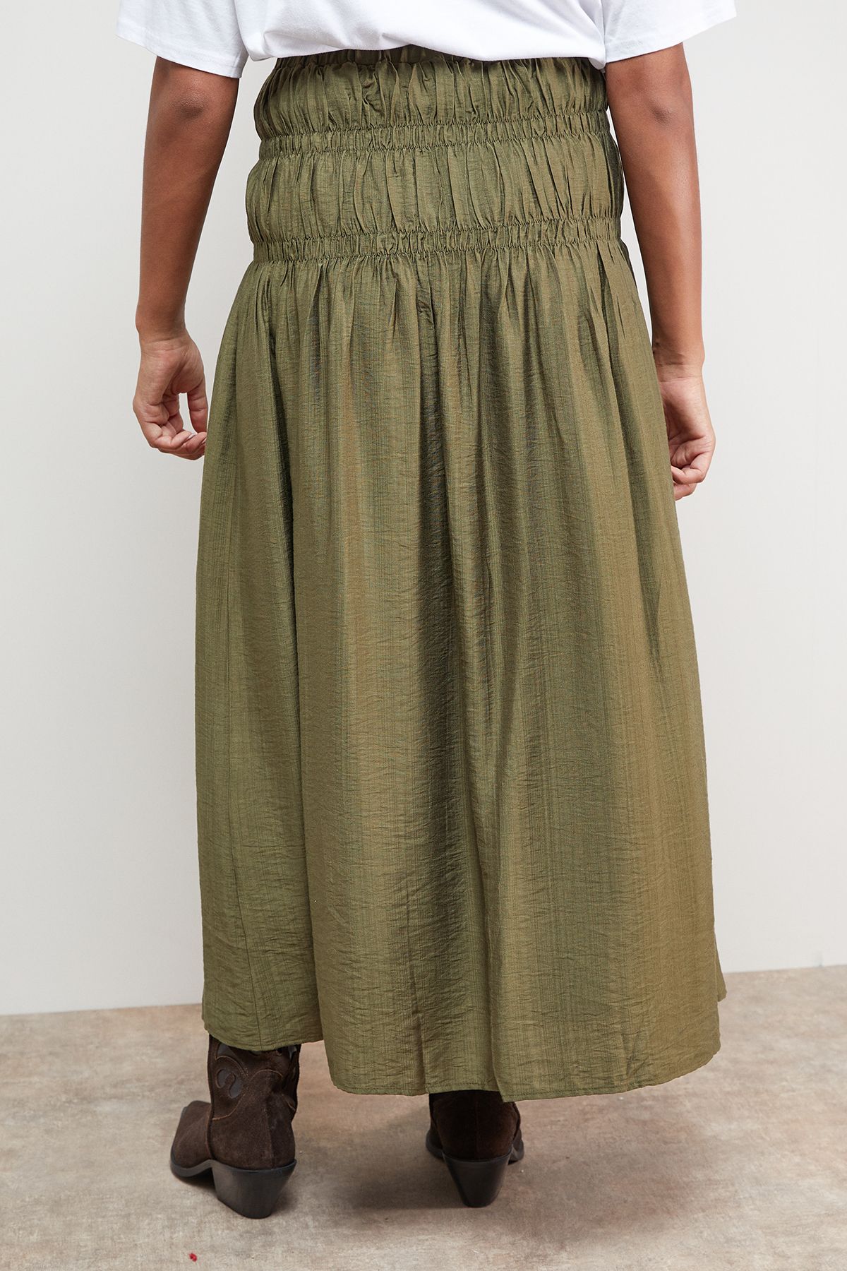 Oasis Shirred Waist Midi Skirt Khaki image 3