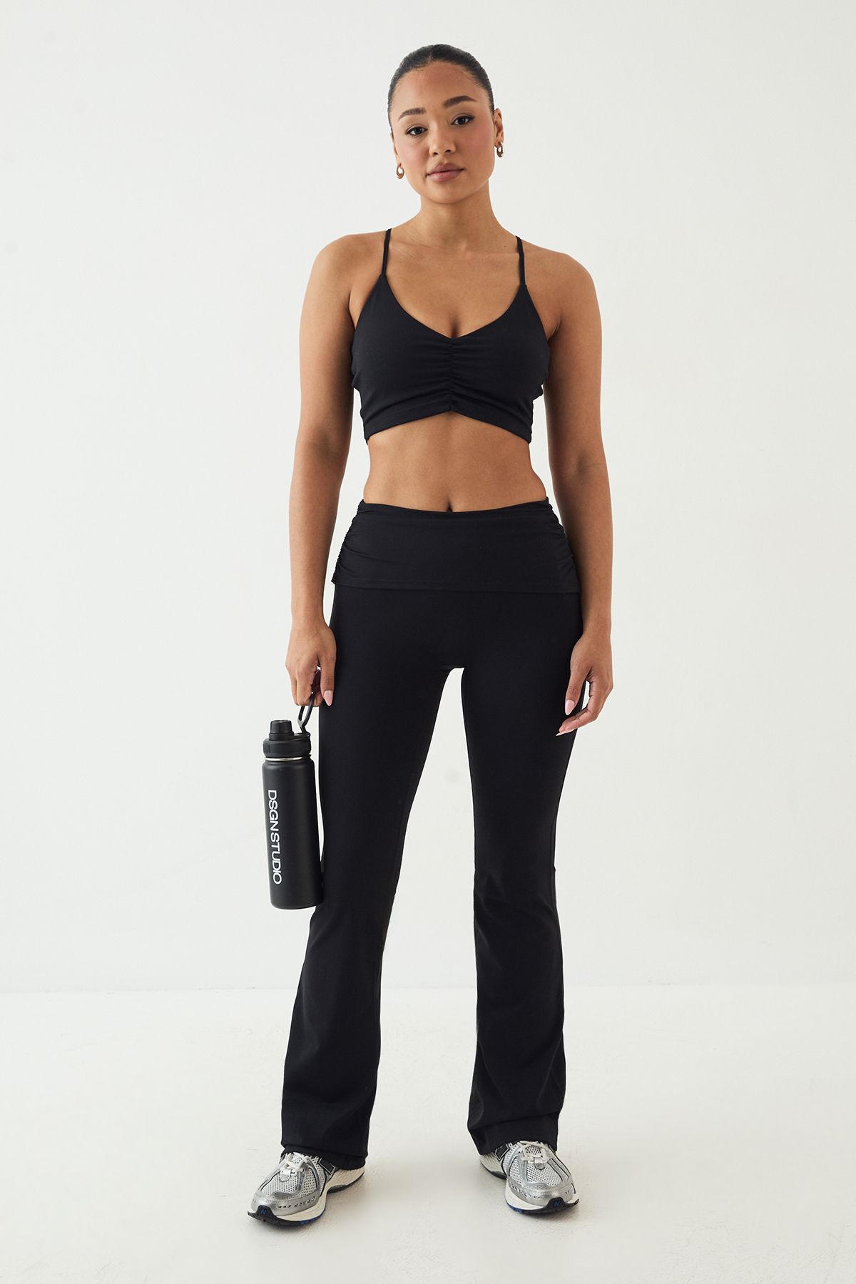 DSGN Studio DSGN Studio Ultra Sculpt Ruched Internal Padding Sports Bra Black image 5